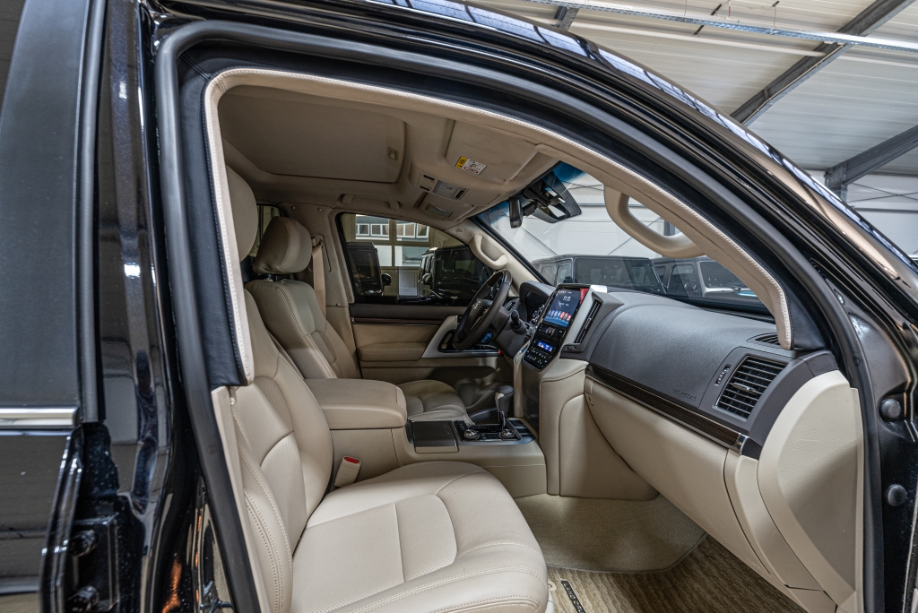 2020 Toyota Land Cruiser 200 5.7 L'ARMORED B6, 16/34
