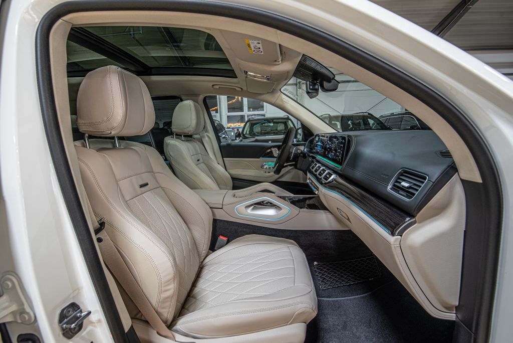 2020 Mercedes-AMG GLS 63 4MATIC+, 15/20