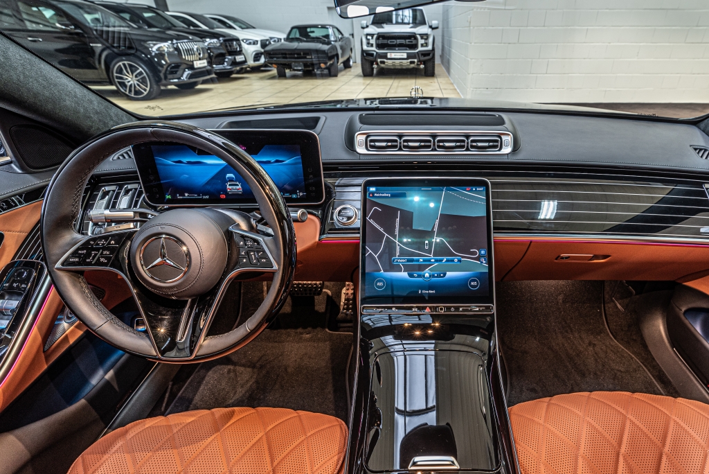 2020 Mercedes-Benz S 500 AMG Line, 24/32