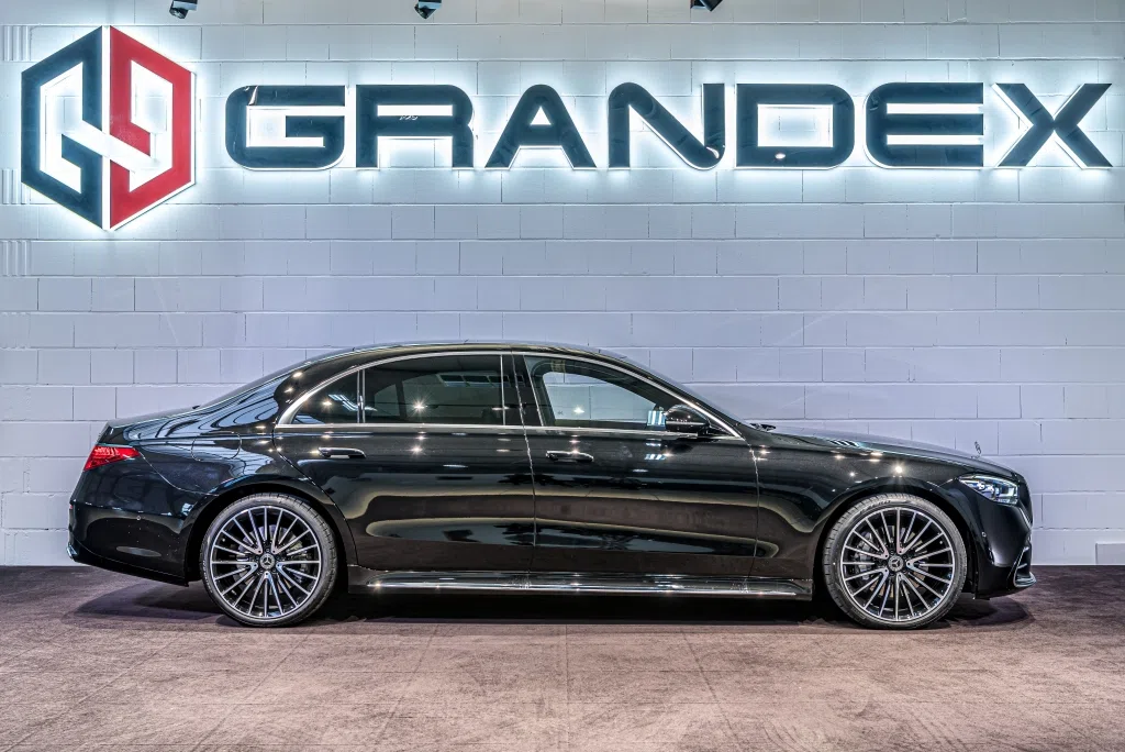 2020 Mercedes-Benz S 500 AMG Line for sale, exterior, Black