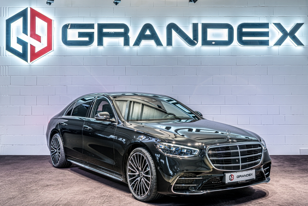 2020 Mercedes-Benz S 500 AMG Line, 7/32