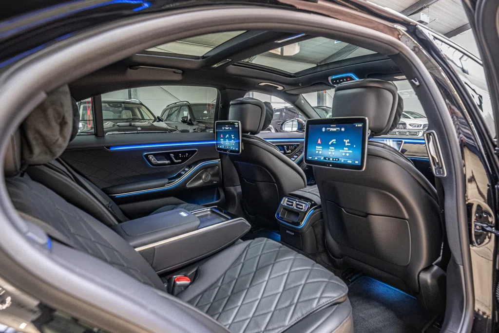 2020 Mercedes-Benz S 500 AMG Line interior, seats, Black Leather
