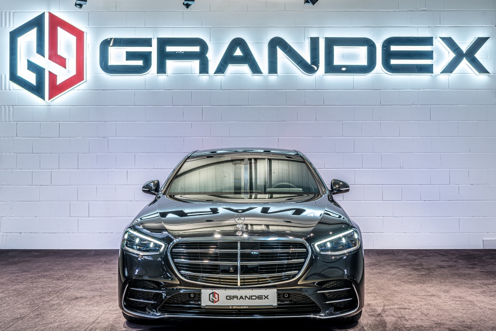 2020 Mercedes-Benz S 500 AMG Line, 20/32