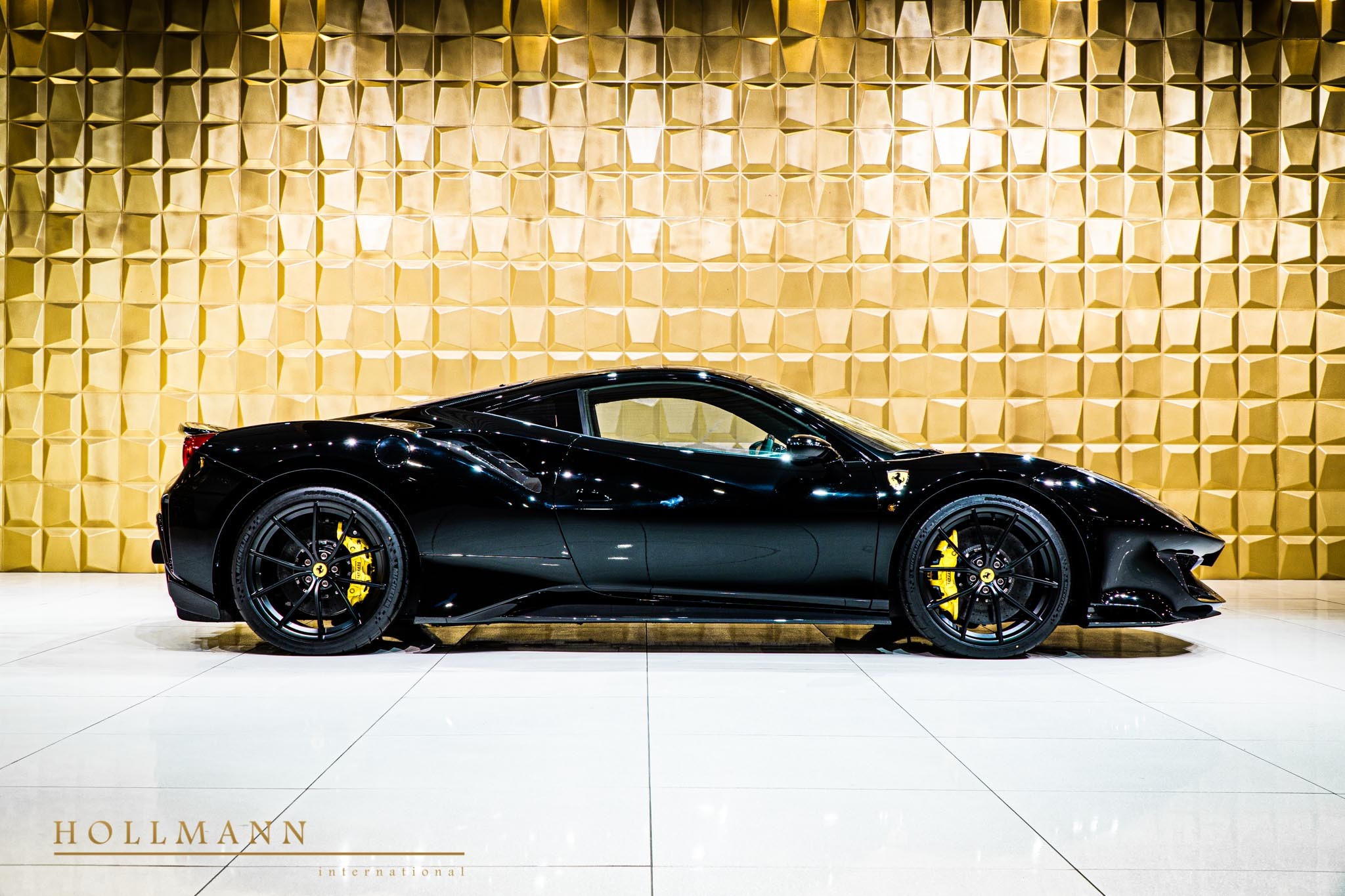 2020 Ferrari 488 Pista, 4/20