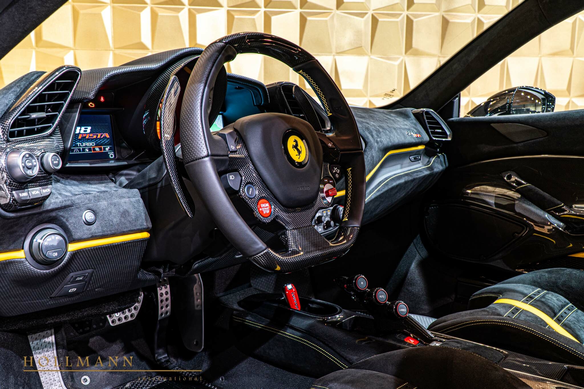 2020 Ferrari 488 Pista, 14/20