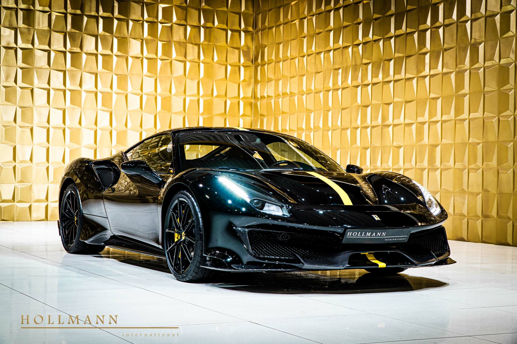 2020 Ferrari 488 Pista, 18/20