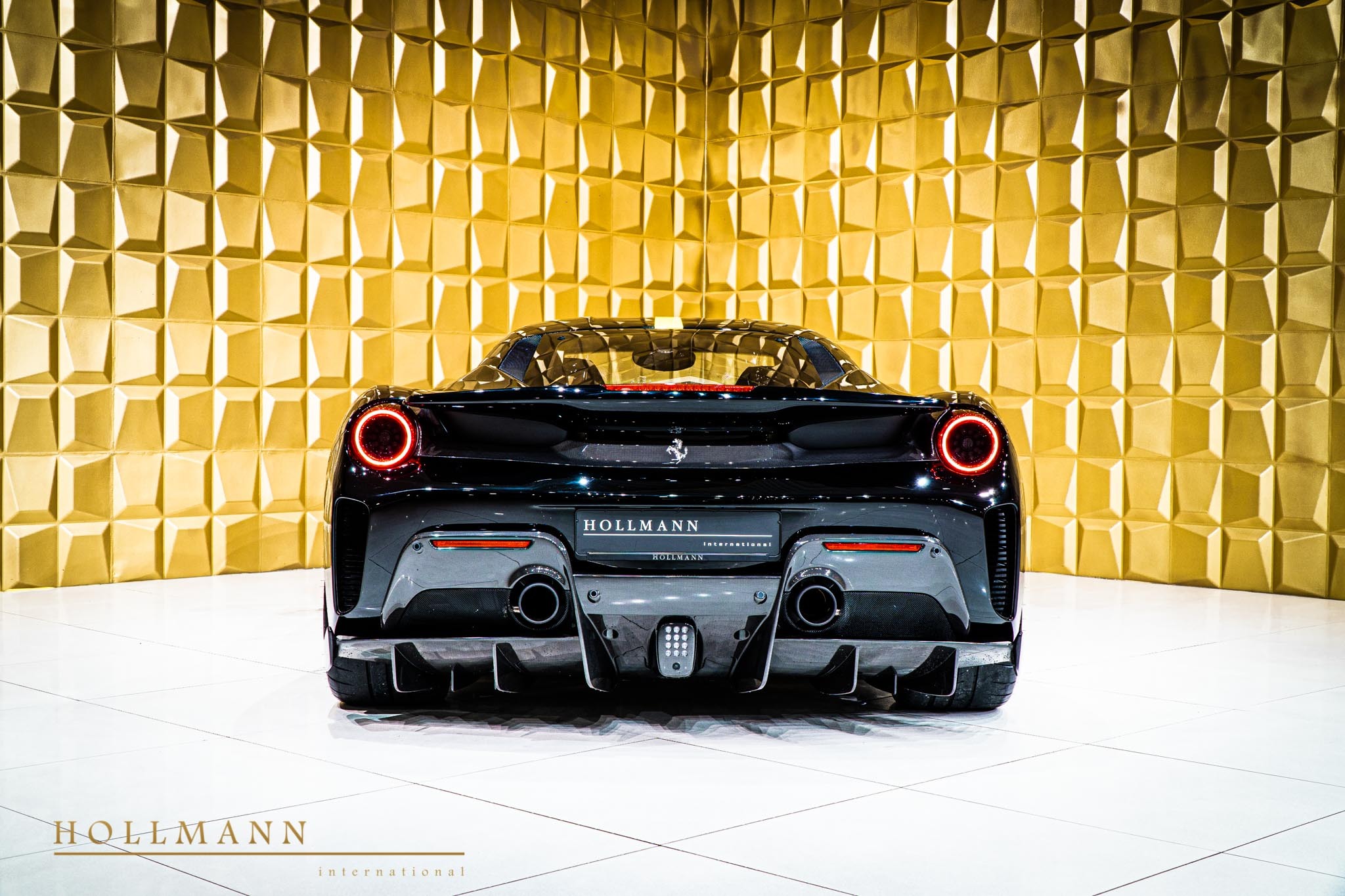 2020 Ferrari 488 Pista, 20/20