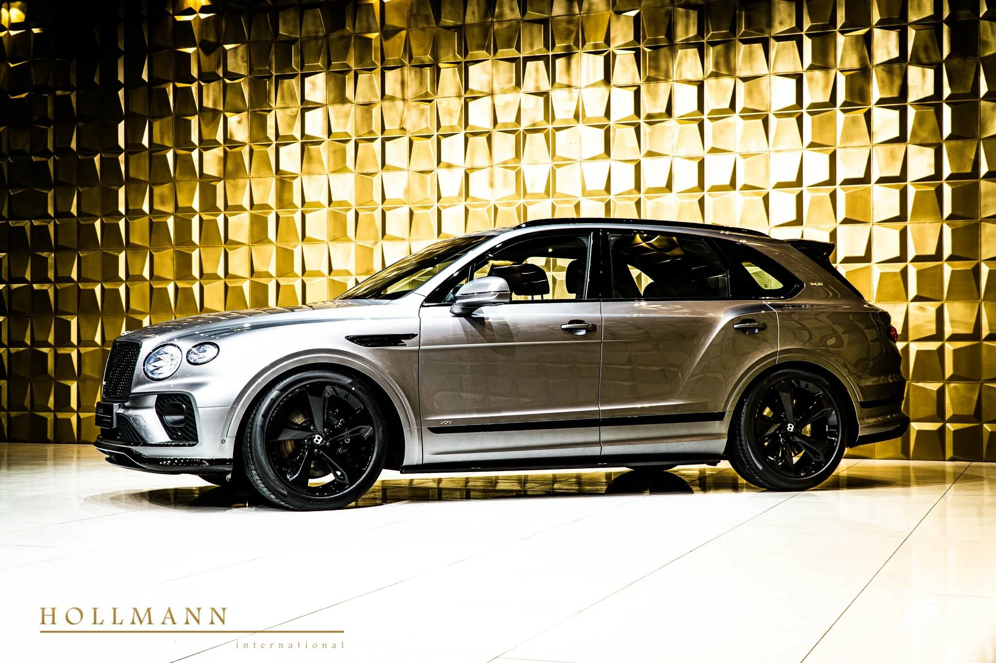 2021 Bentley Bentayga V8 FIRST EDITION for sale, exterior, Hallmark