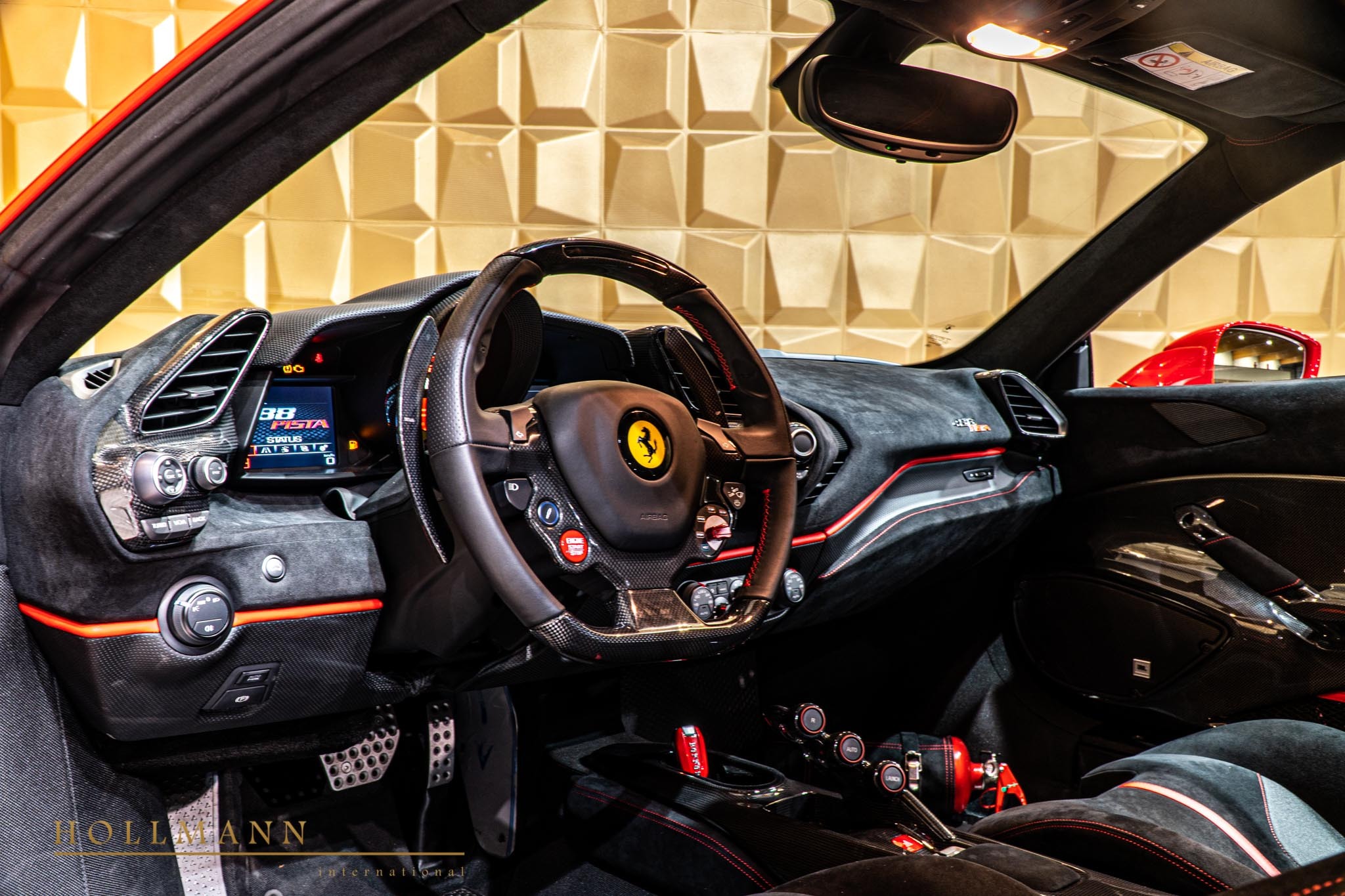 2020 Ferrari 488 Pista, 14/20