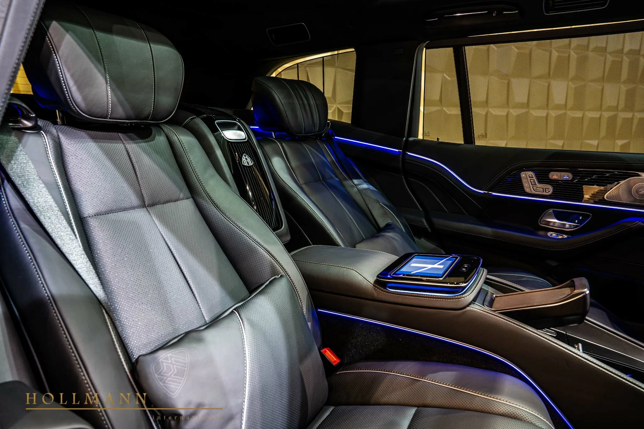 2021 Mercedes-Maybach GLS 600 interior, seats, Leather Black