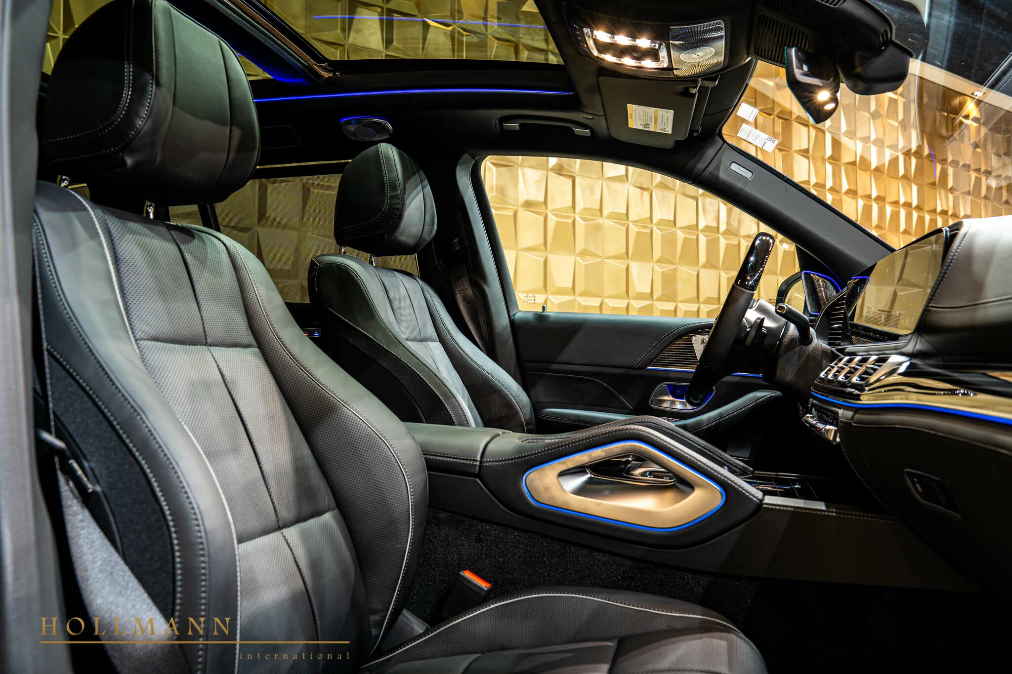 2021 Mercedes-Maybach GLS 600 interior, seats, Leather Black
