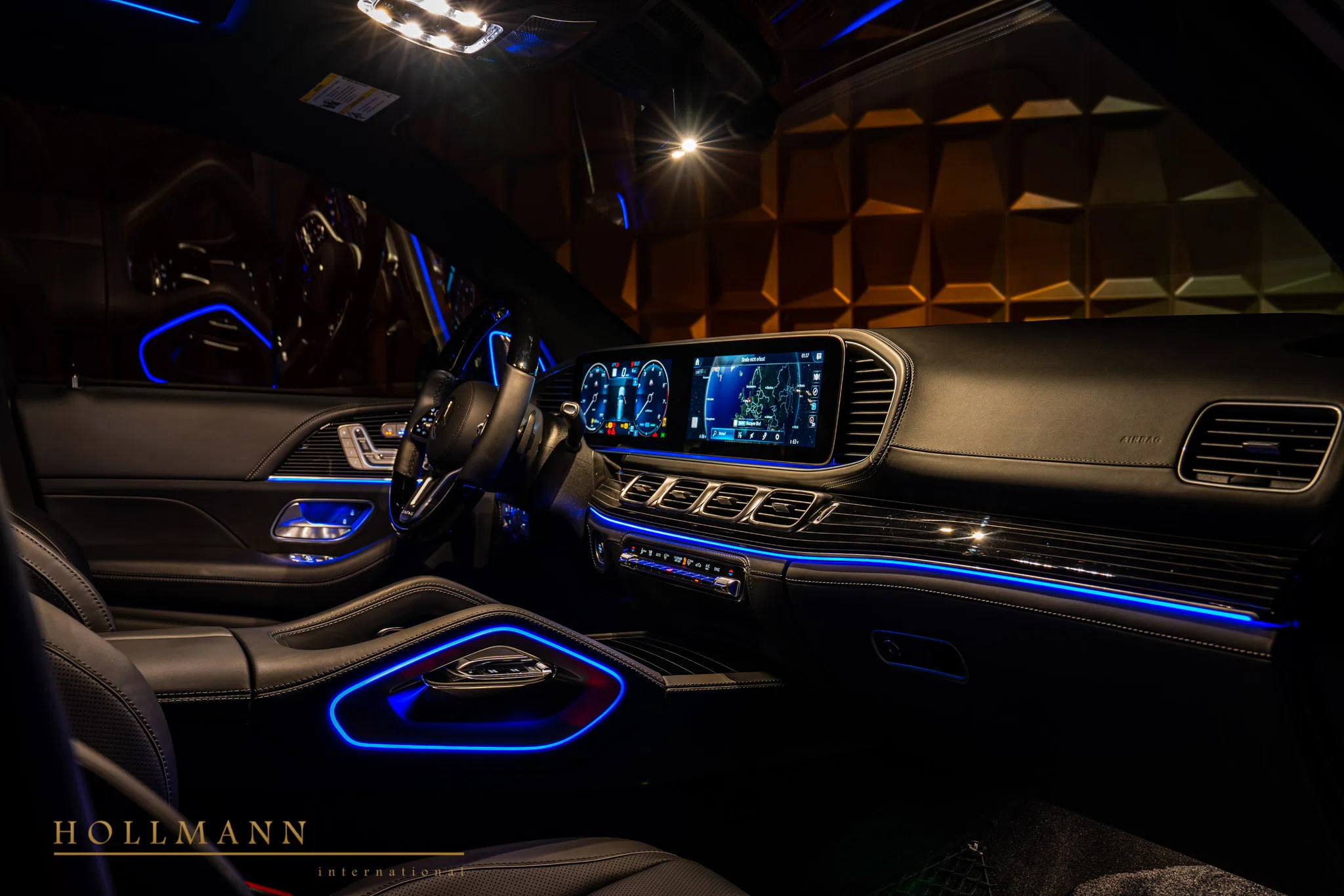 2021 Mercedes-Maybach GLS 600 interior, Leather Black