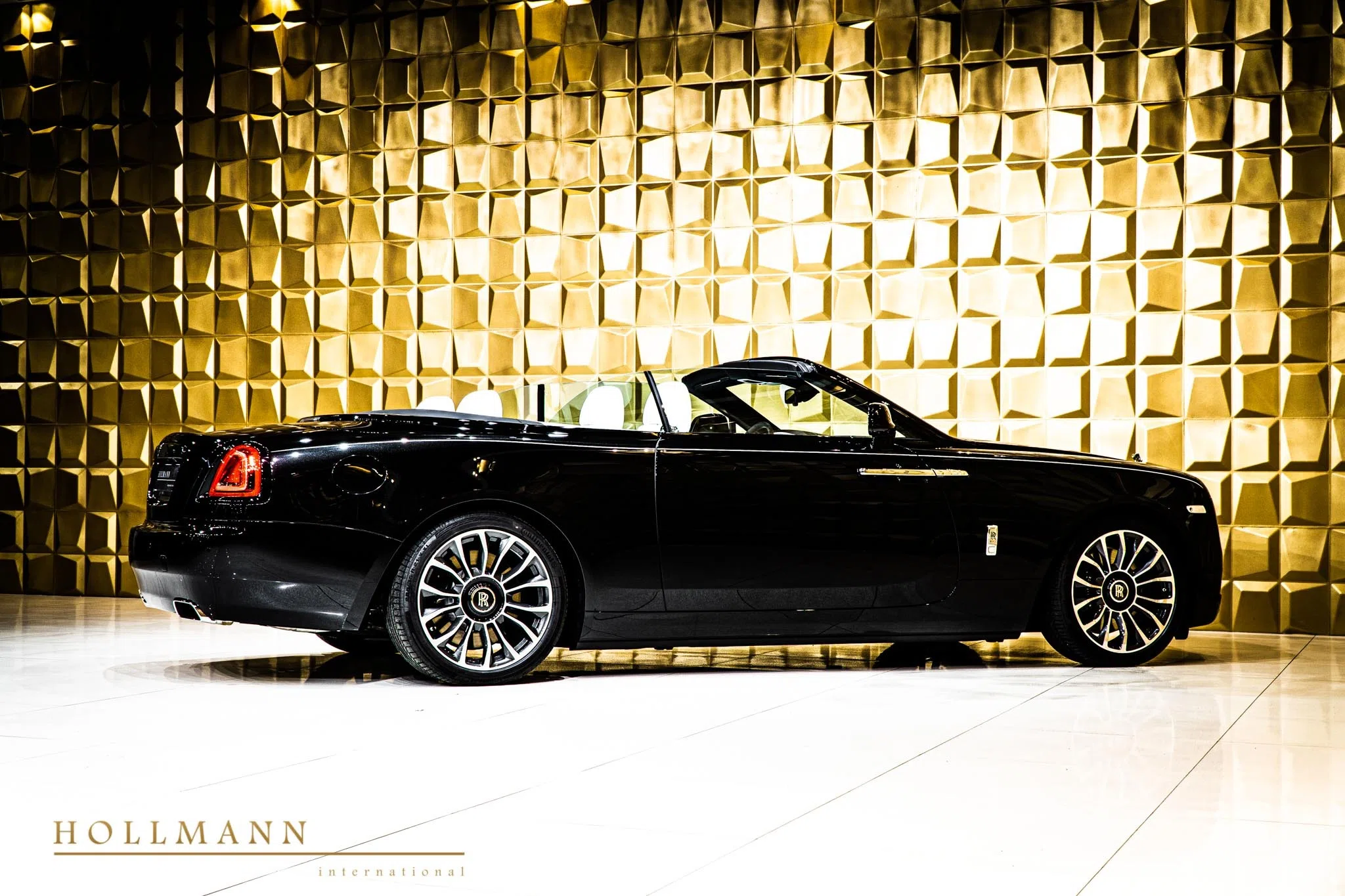 2020 Rolls-Royce Dawn for sale, exterior, Black Diamond