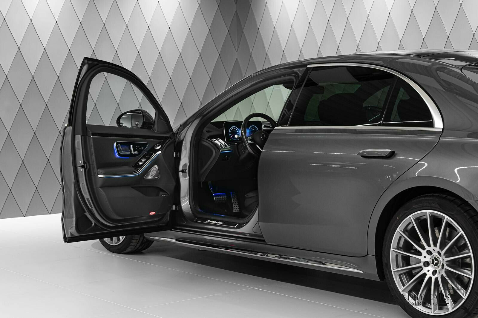 2020 Mercedes-Benz S 500 4MATIC LONG, 8/20