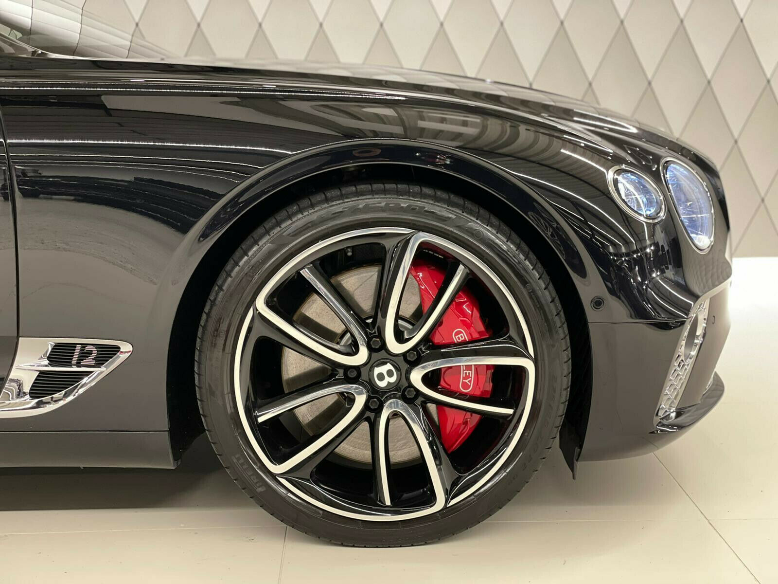 2018 Bentley Continental GT, 3/15