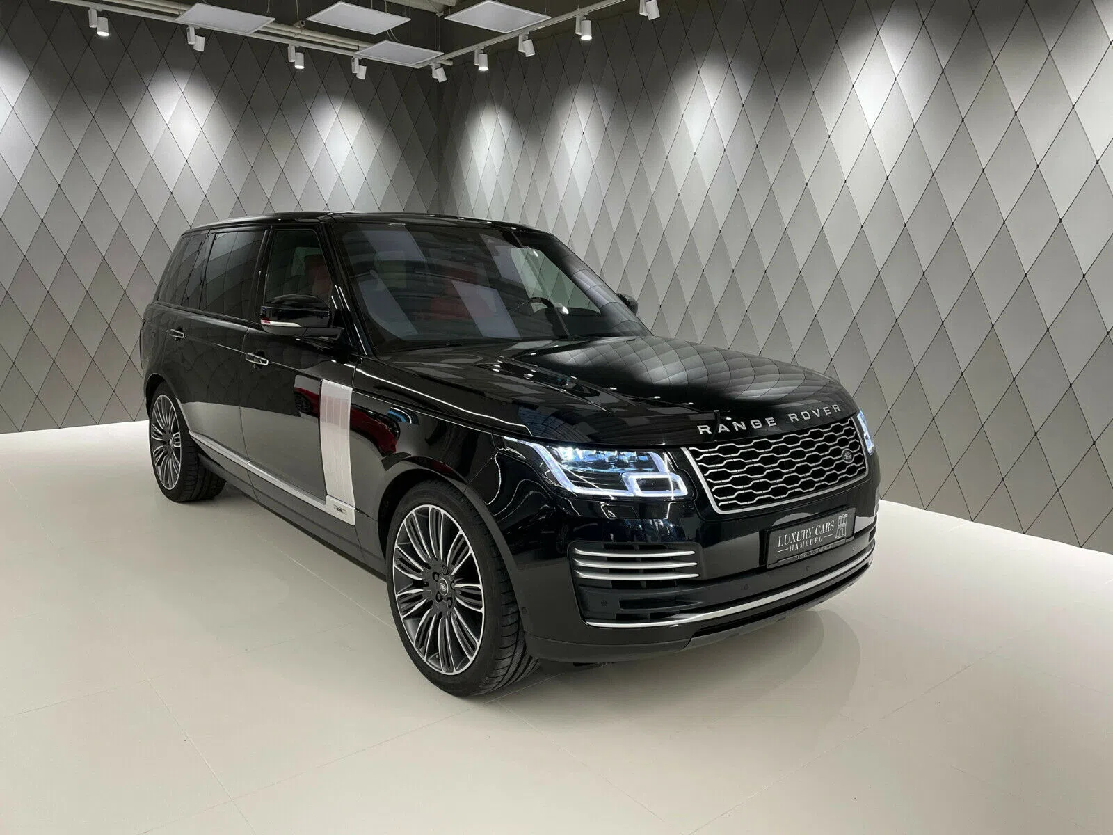 2019 Land Rover Range Rover V8 LWB ATB