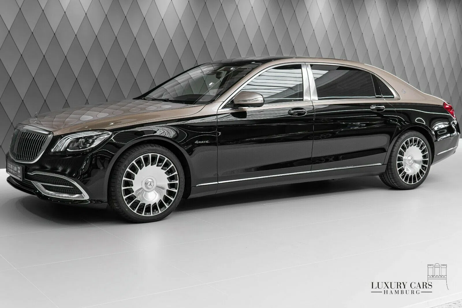 2020 Mercedes-Maybach S 560 2020 DUO TONE for sale, exterior, Antracite Blue with Gold