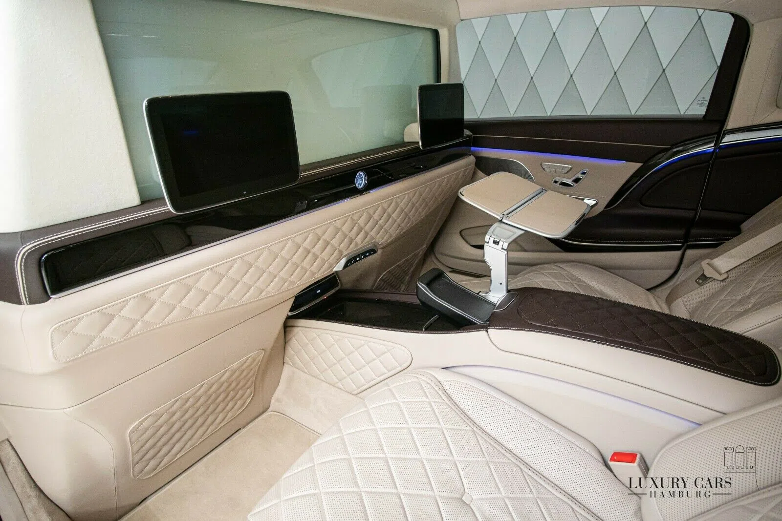 2020 Mercedes-Maybach S 560 2020 DUO TONE interior, seats, Beige, Vollleder