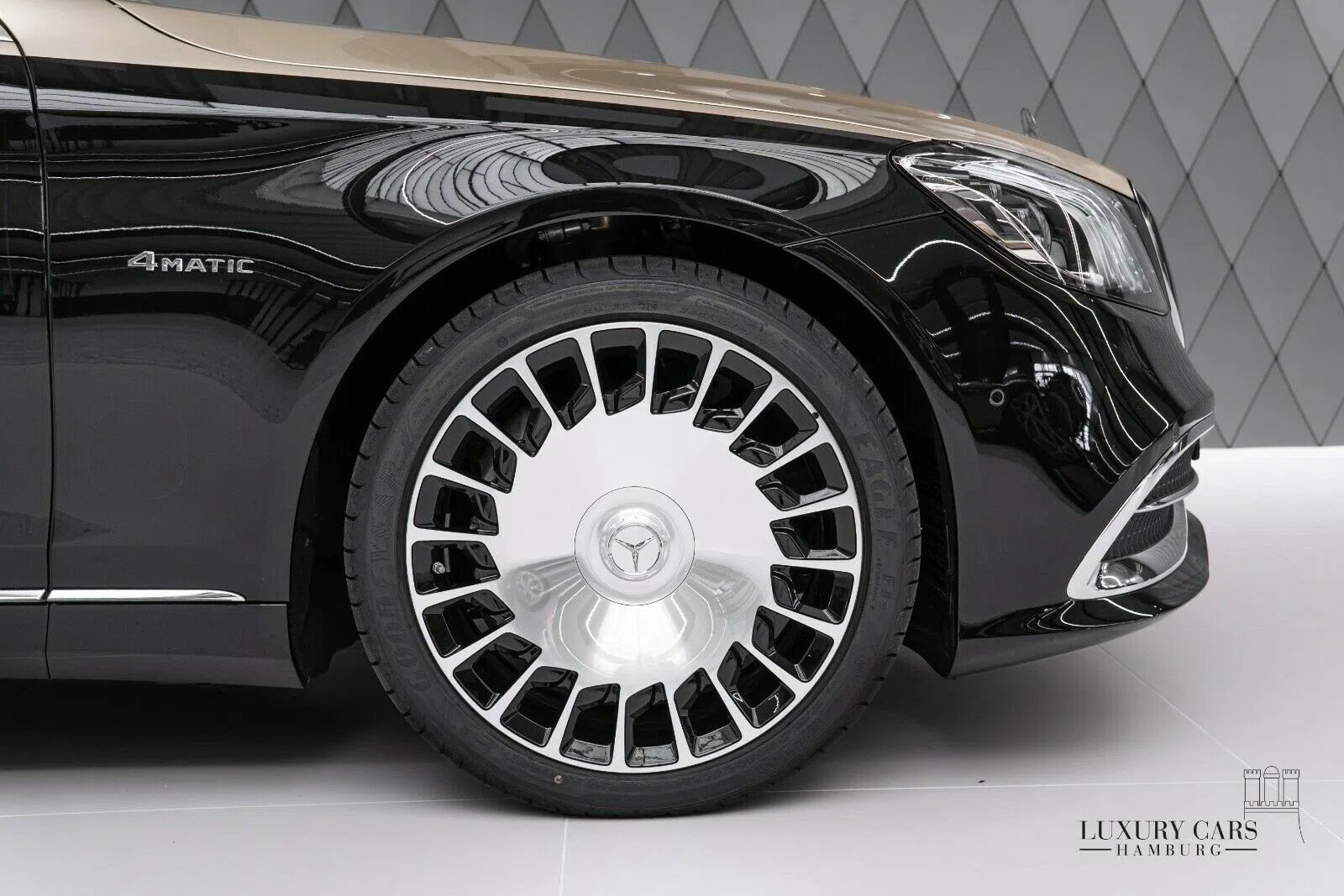 2020 Mercedes-Maybach S 560 2020 DUO TONE for sale, exterior, Antracite Blue with Gold