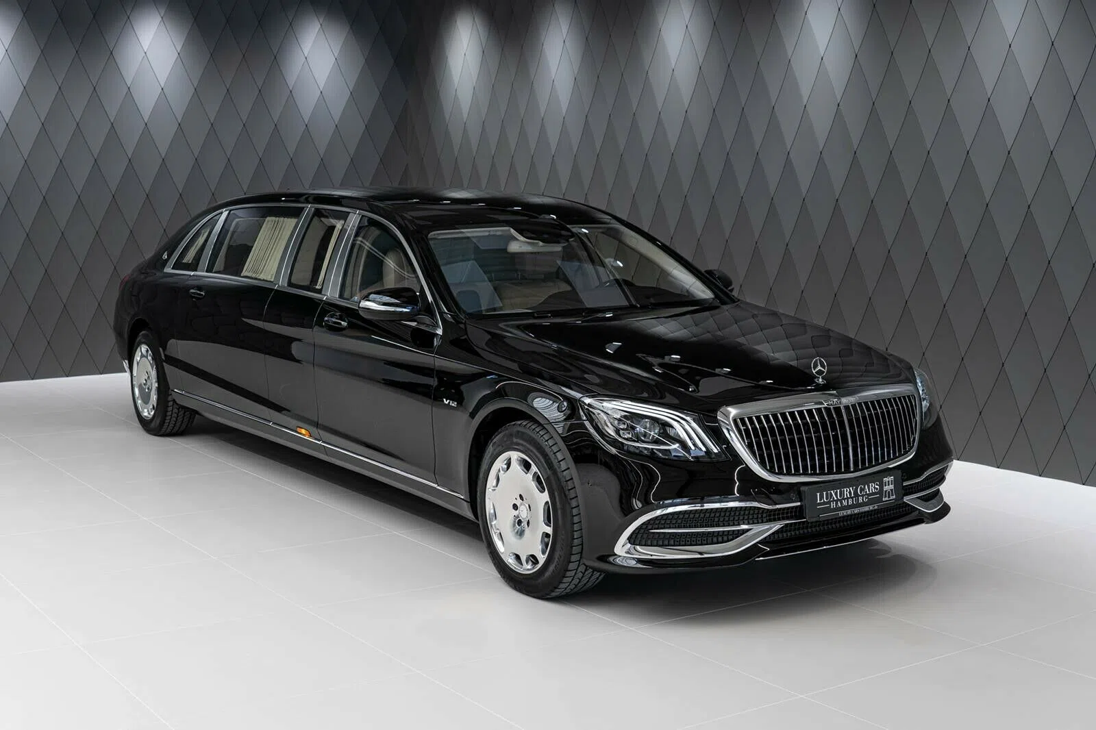 2017 Mercedes-Benz S 600 Maybach Pullman