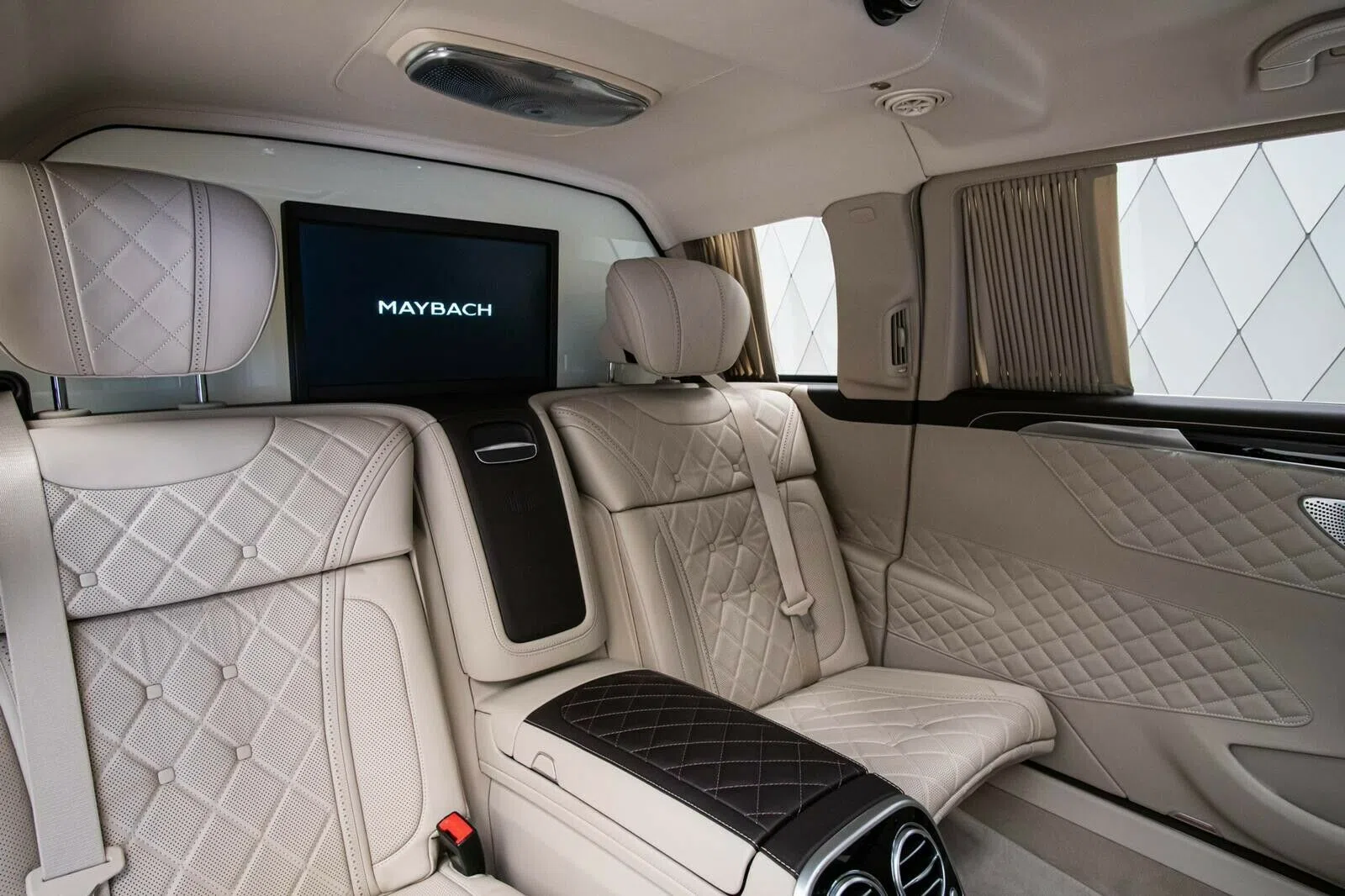 2017 Mercedes-Benz S 600 Maybach Pullman interior, seats, Beige, Vollleder