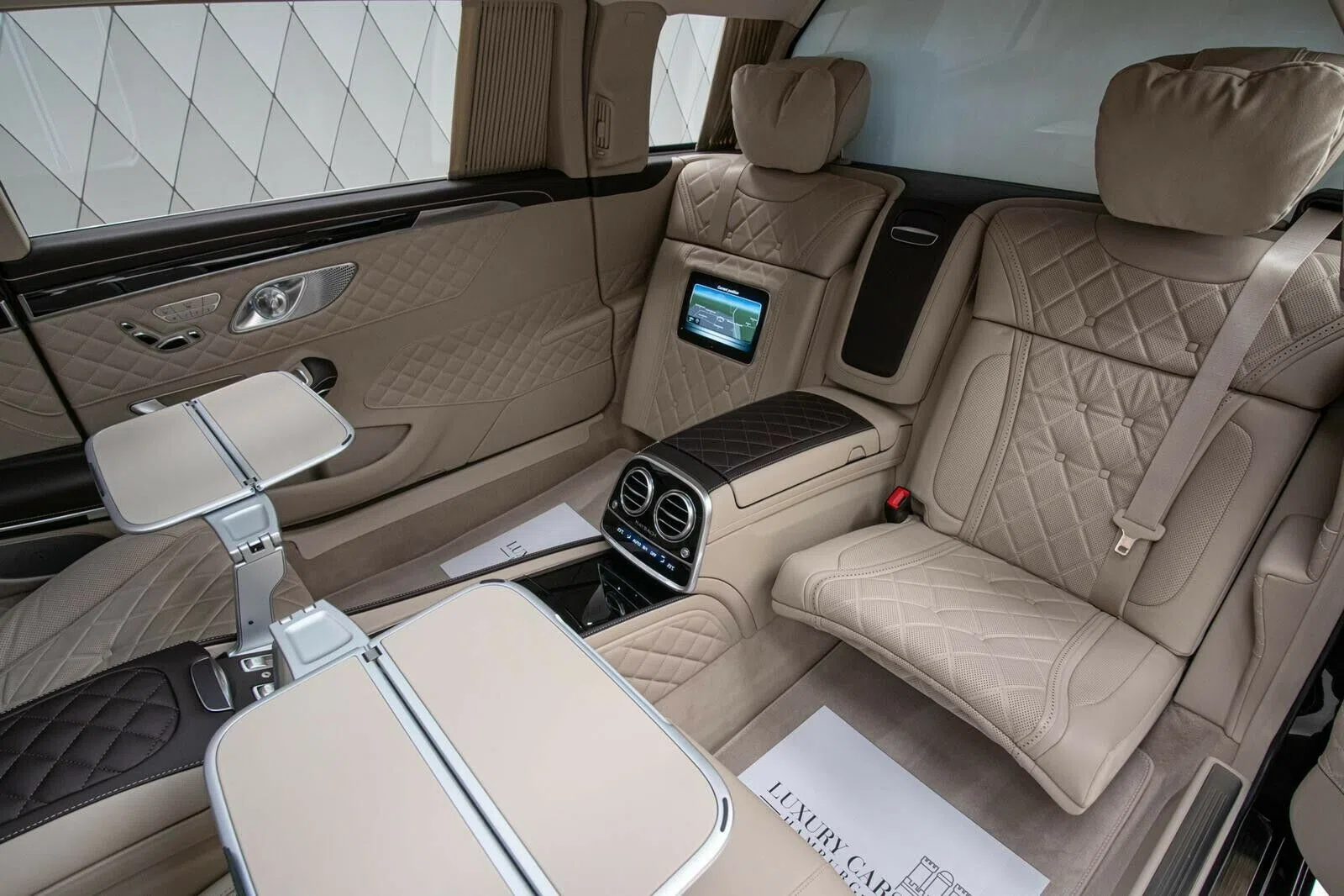 2017 Mercedes-Benz S 600 Maybach Pullman interior, seats, Beige, Vollleder