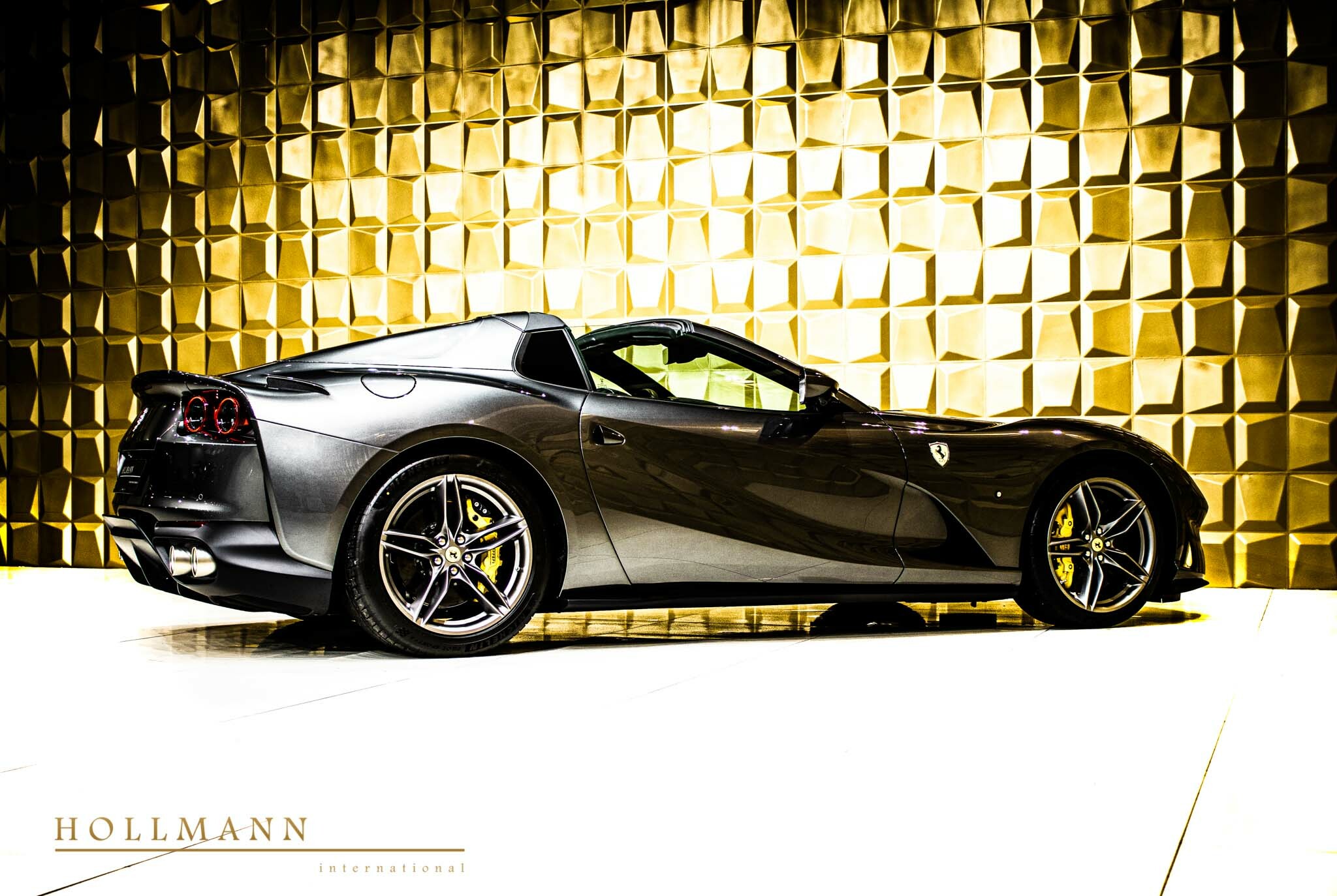 2020 Ferrari 812 GTS, 6/16