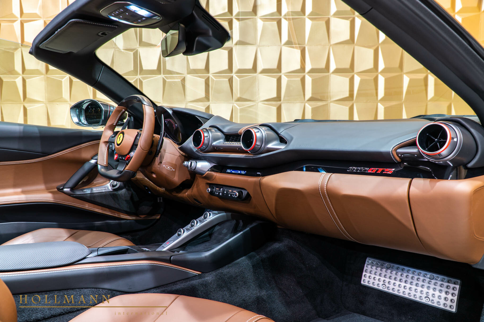 2020 Ferrari 812 GTS, 10/16