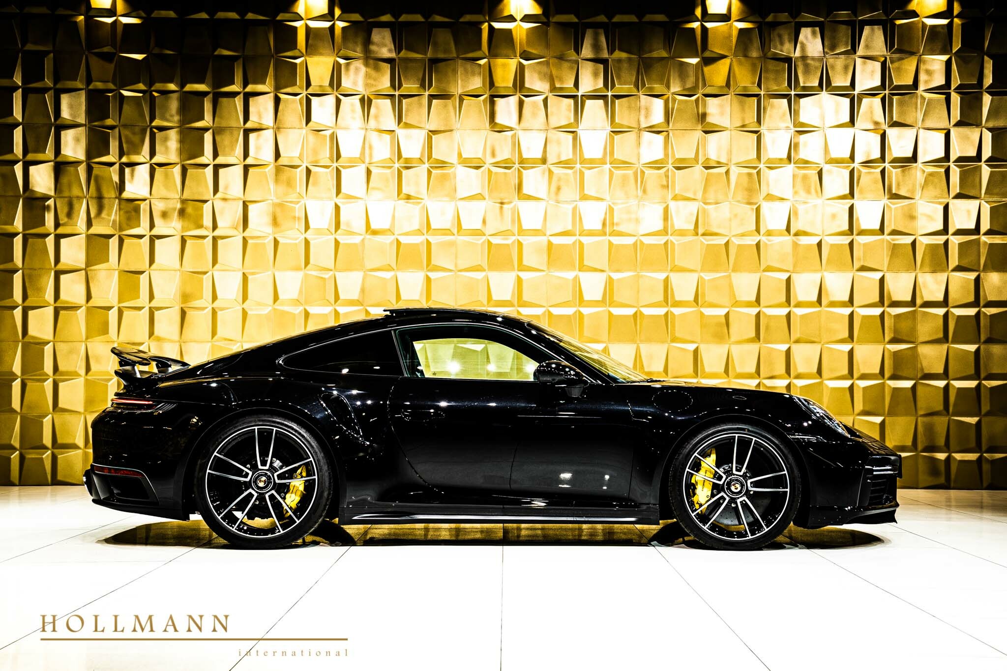 2021 Porsche 911 Turbo S Coupe, 8/20