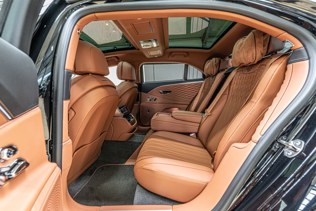 2021 Bentley Flying Spur W12, 19/24