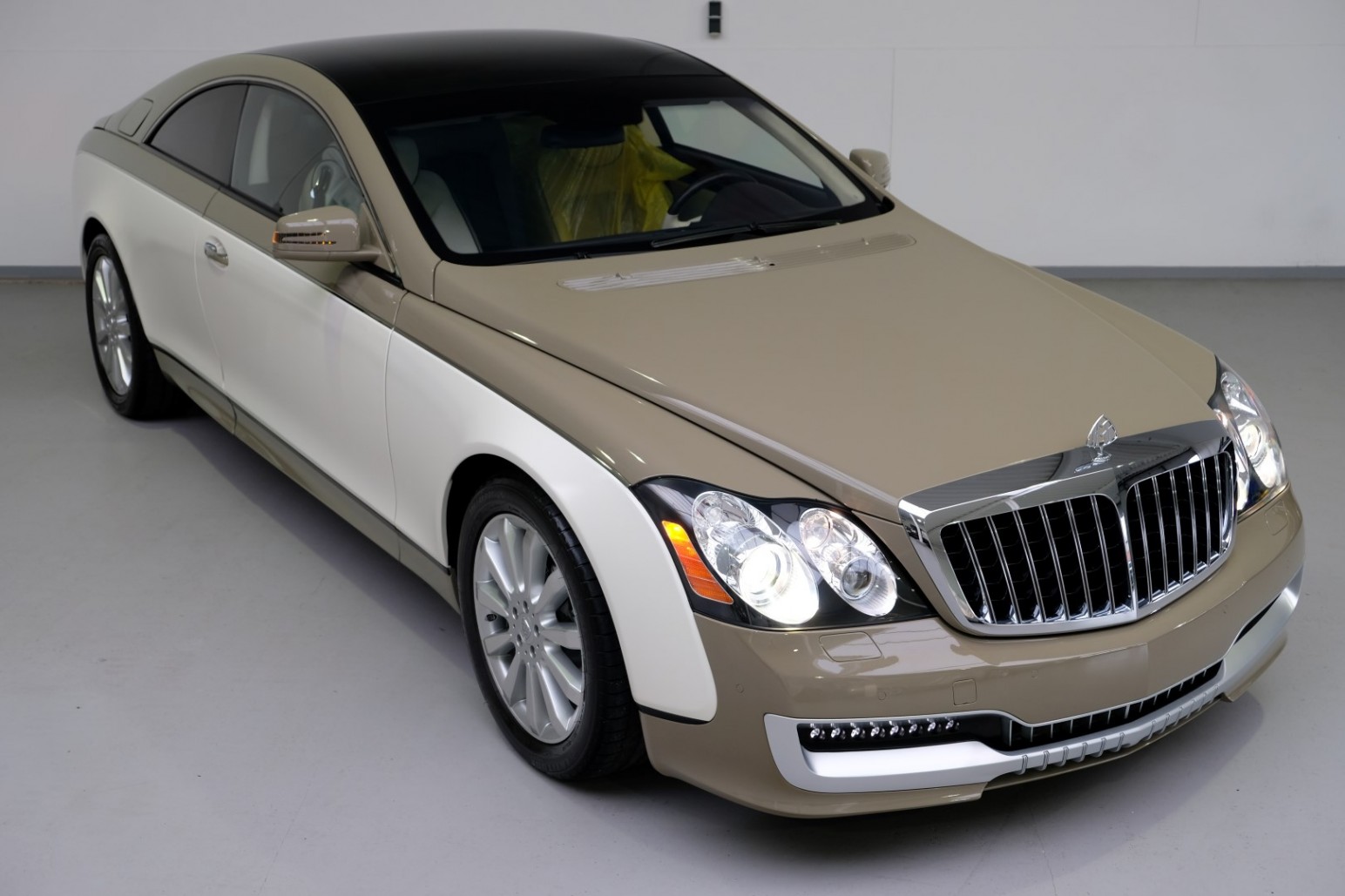 2012 Maybach 57 S Coupe Xenatec Sonderlack two-tone