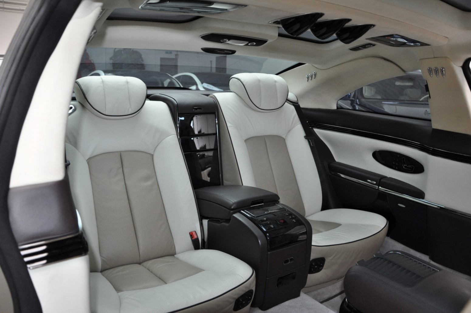 2012 Maybach 57 S Coupe Xenatec Sonderlack two-tone, 3/20