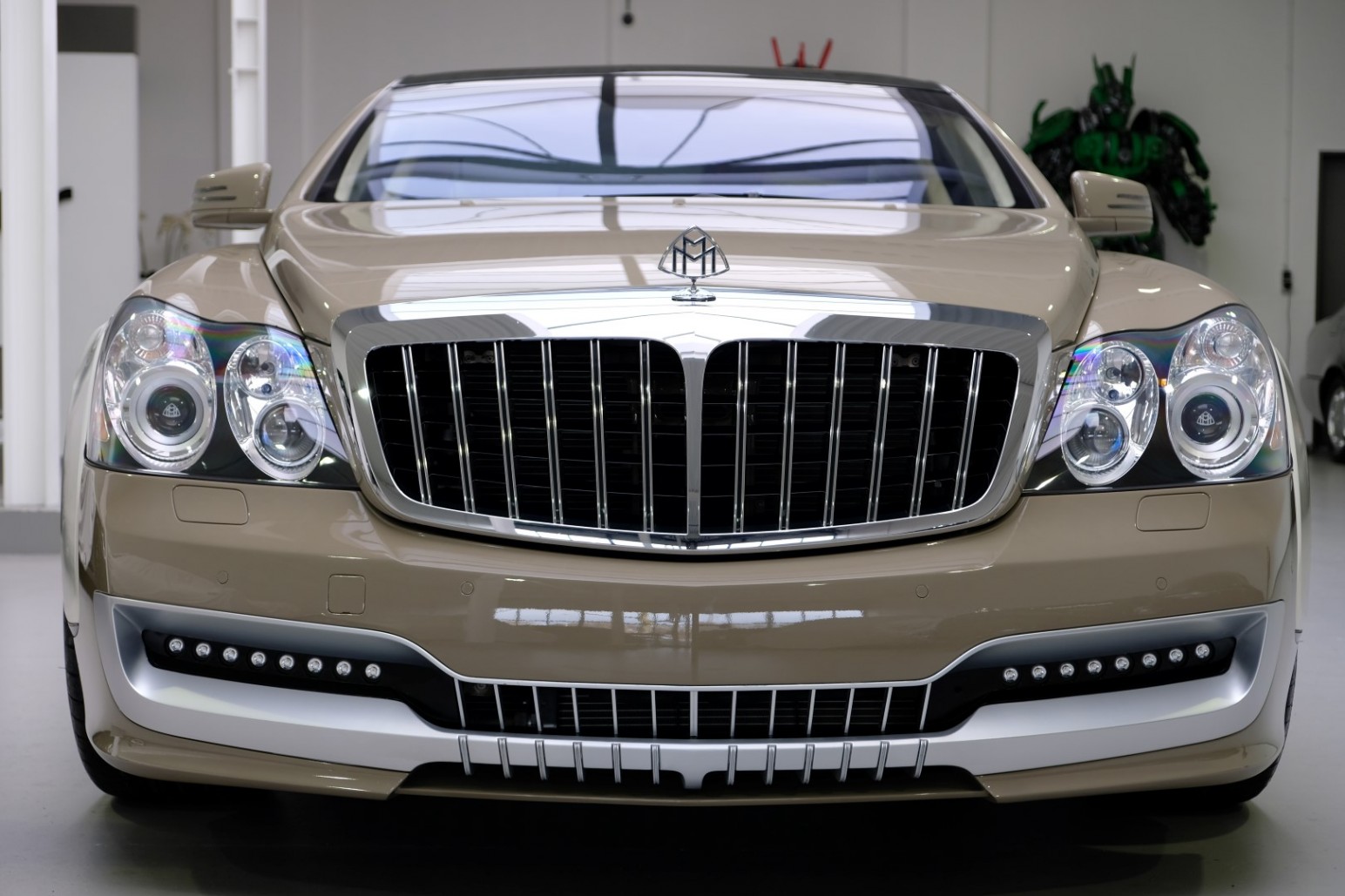 2012 Maybach 57 S Coupe Xenatec Sonderlack two-tone, 15/20
