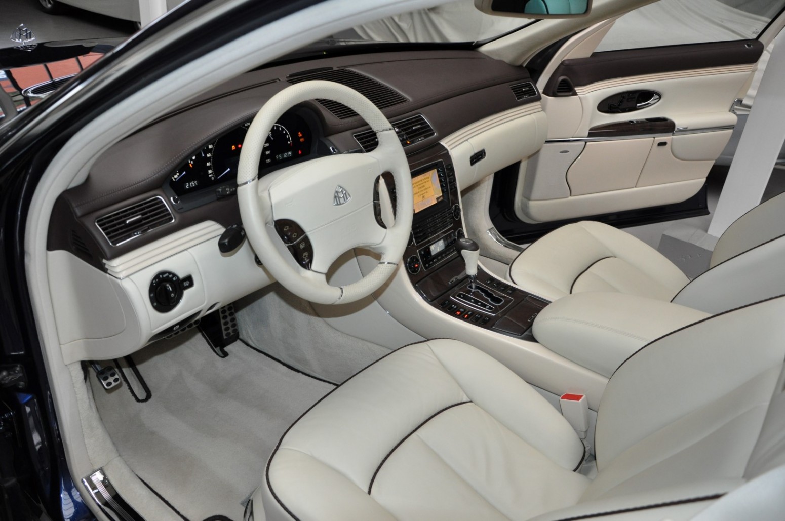 2010 Maybach 57 S Exclusiv Manufaktur, 2/20