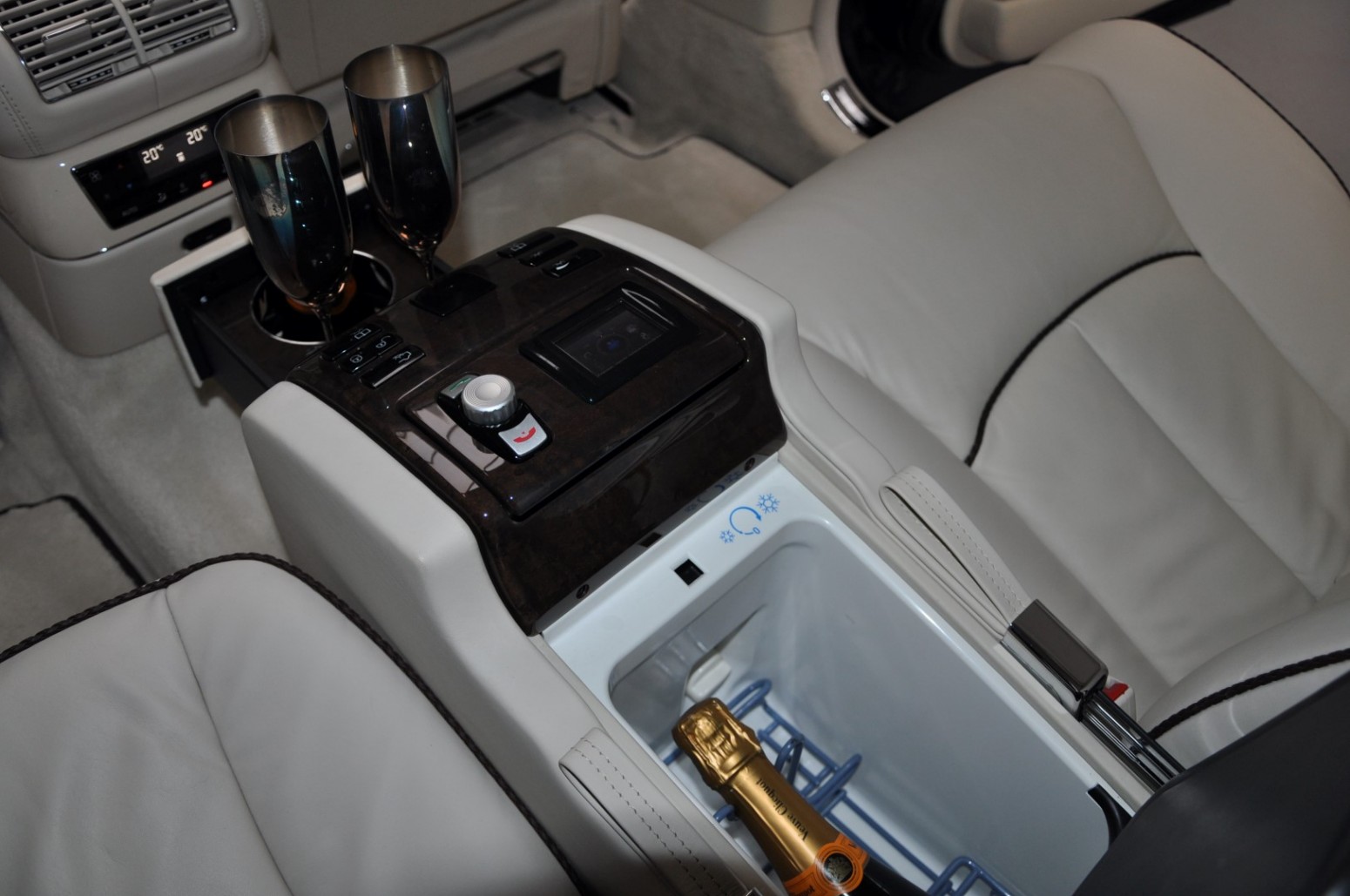 2010 Maybach 57 S Exclusiv Manufaktur, 5/20