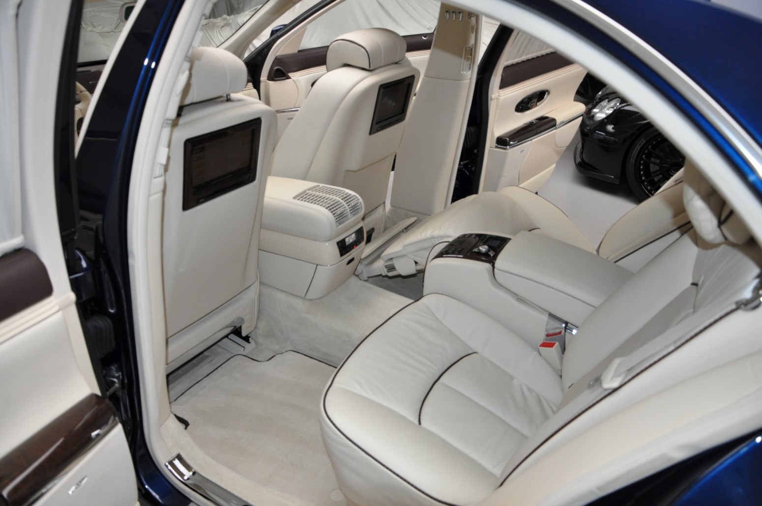 2010 Maybach 57 S Exclusiv Manufaktur, 8/20