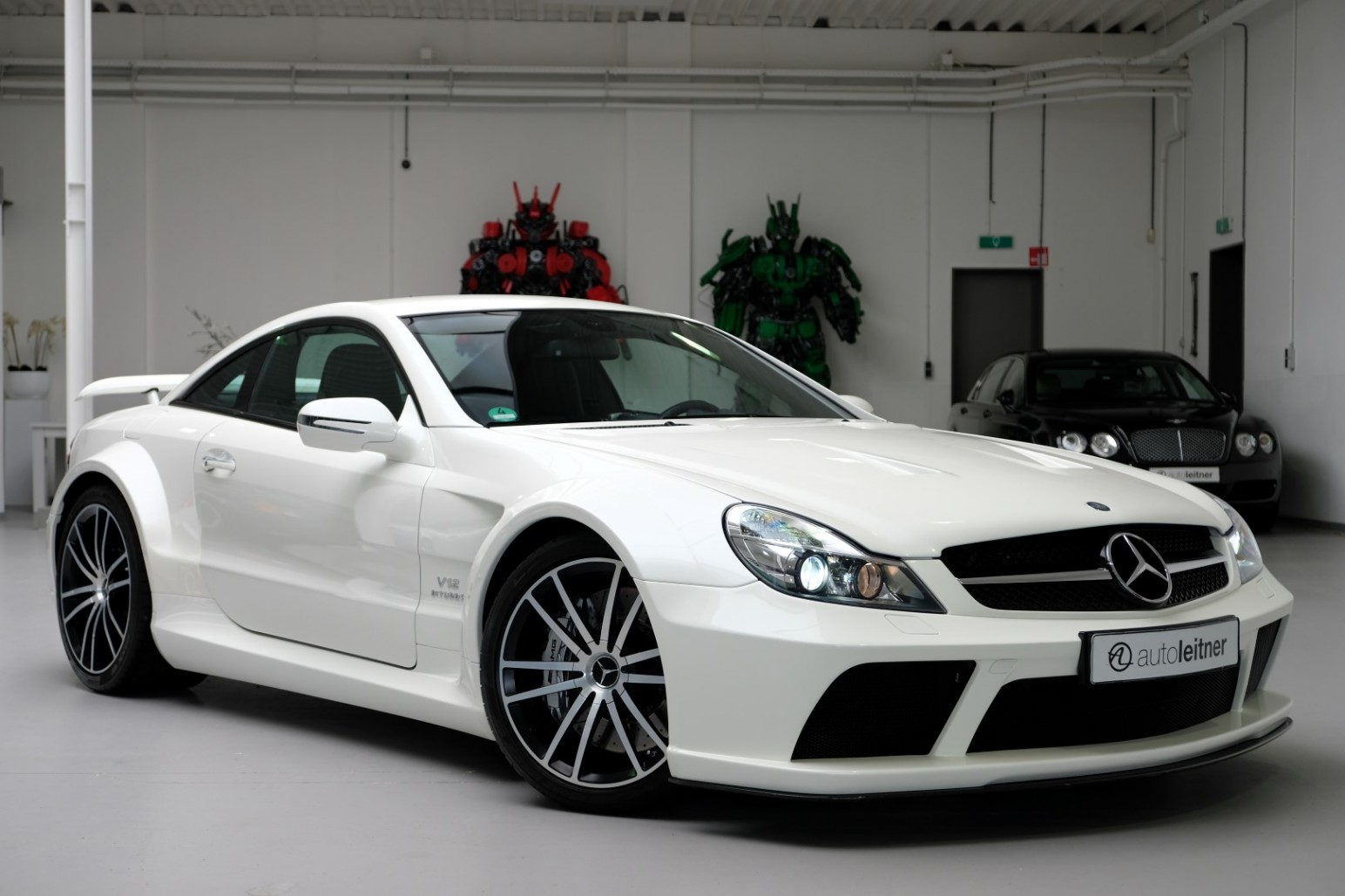 2009 Mercedes-Benz SL 65 AMG Black Series, 18/20