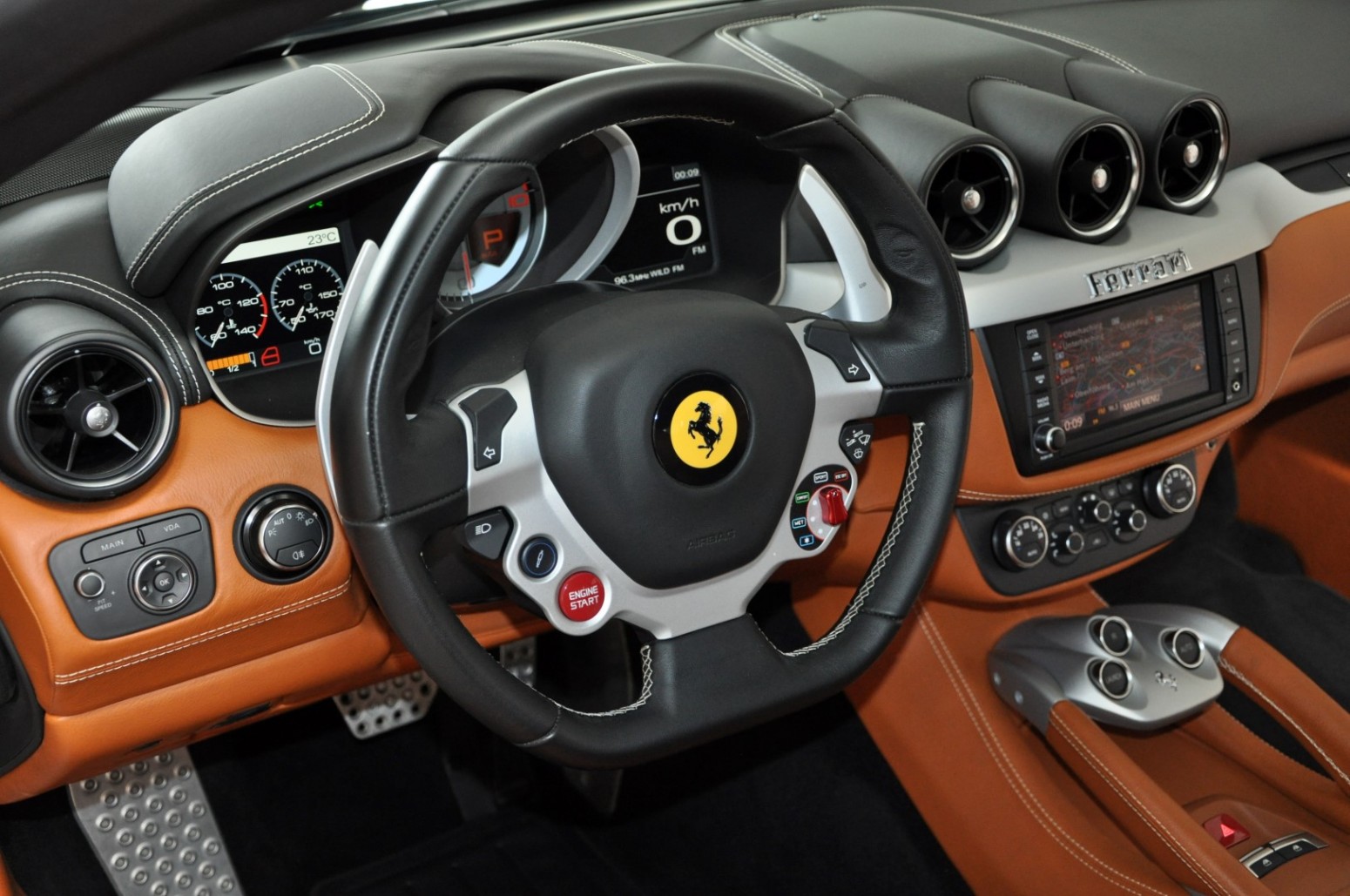 2011 Ferrari FF 6.3 V12 Tailor Made, 9/20