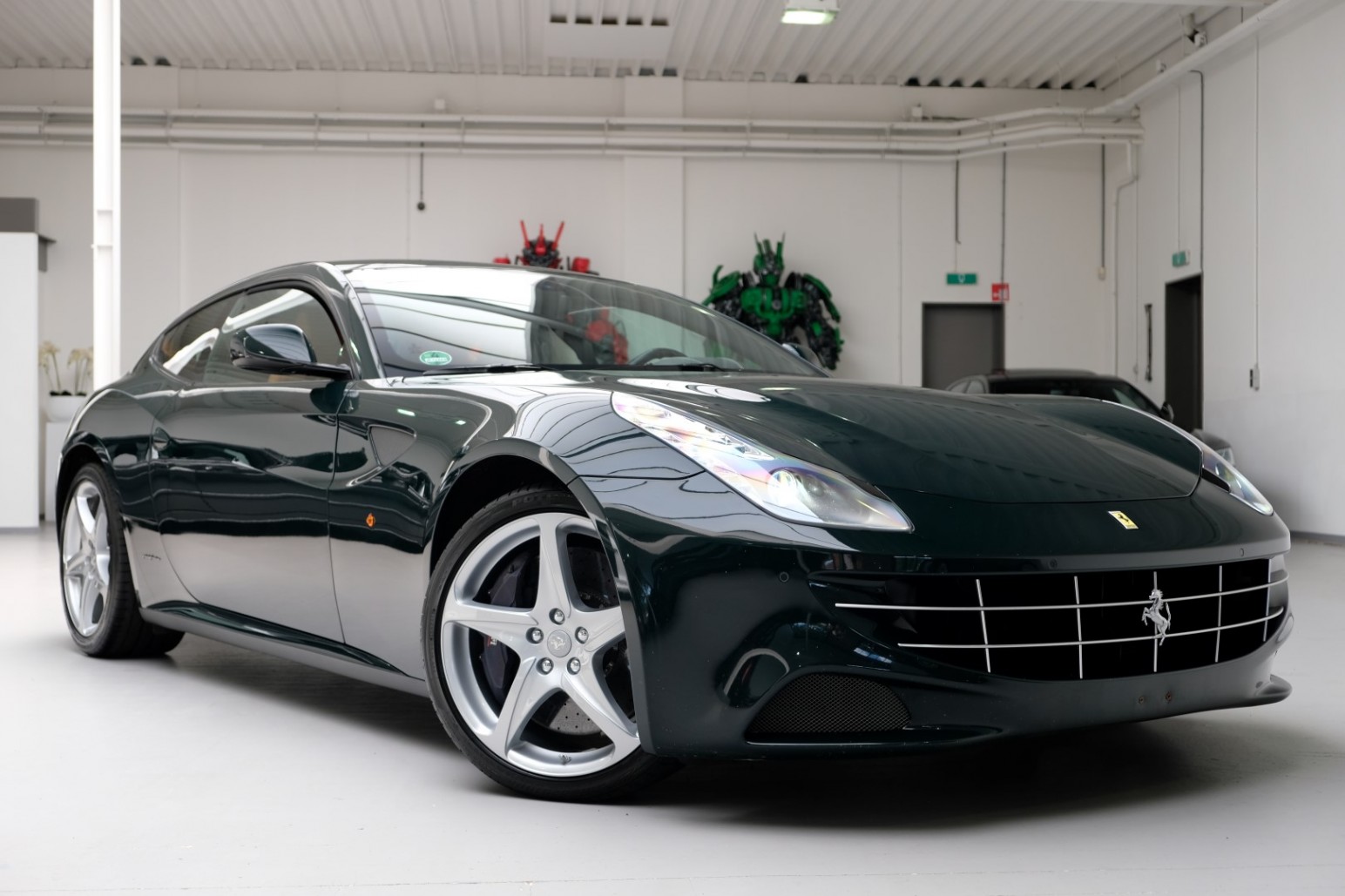 2011 Ferrari FF 6.3 V12 Tailor Made, 19/20