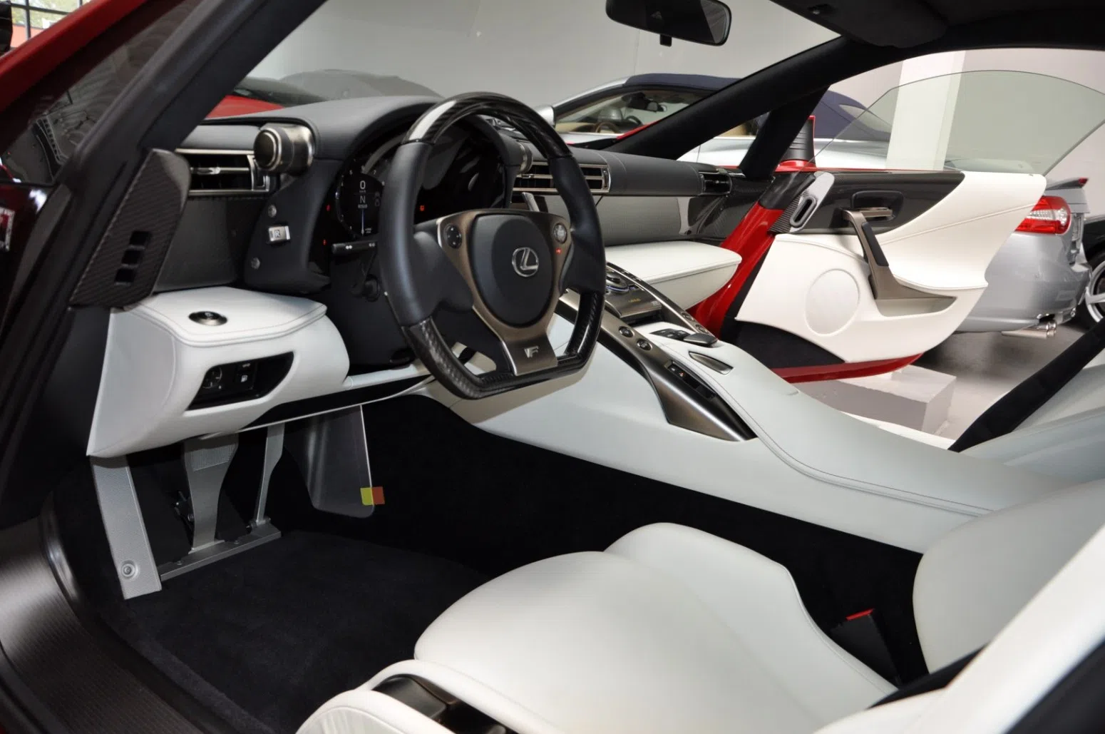 2014 Lexus LFA Special Paint Pearl Red metallic interior, dashboard