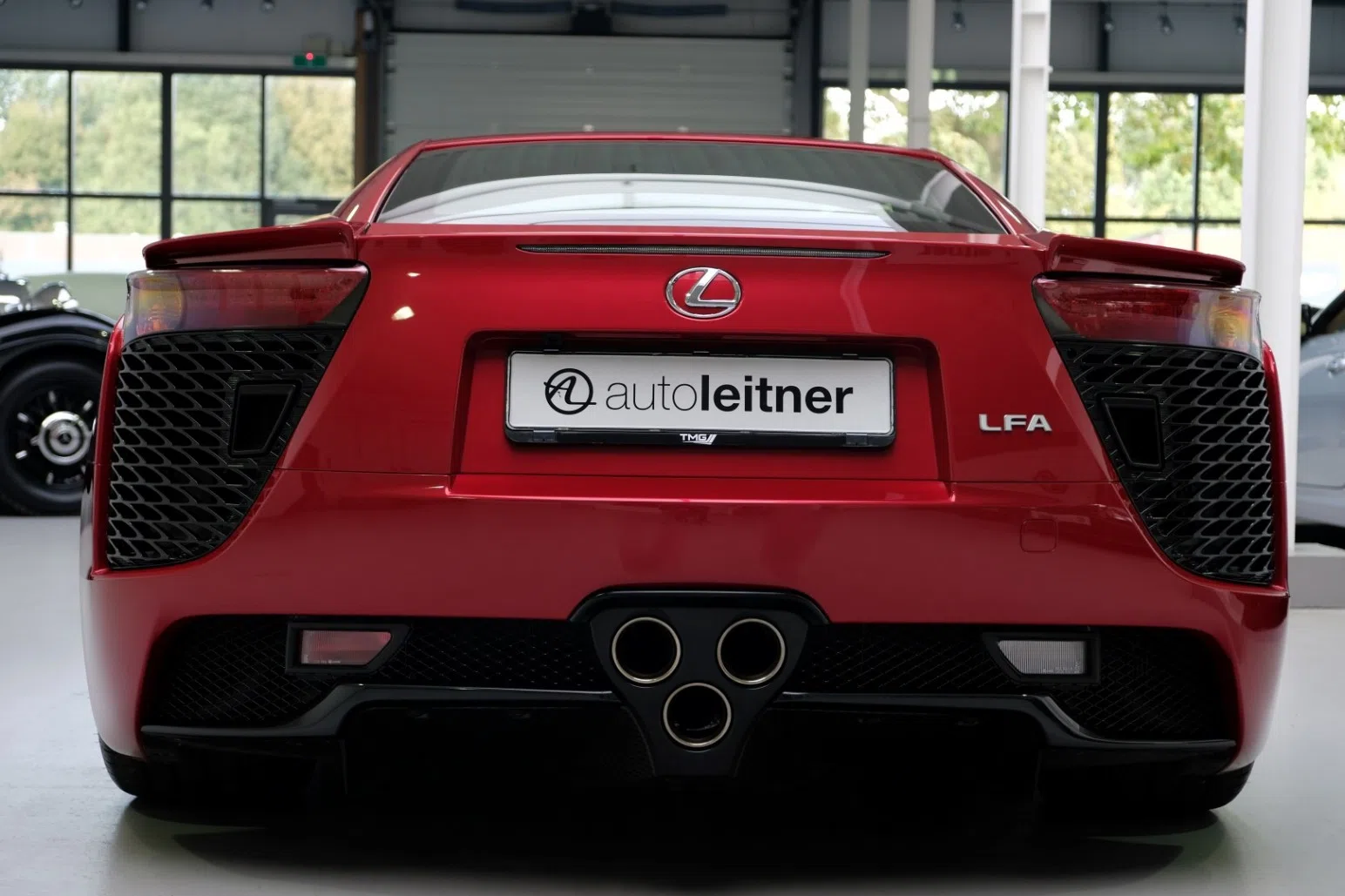 2014 Lexus LFA Special Paint Pearl Red metallic for sale, exterior, Special Paint 3S4 Pearl Red metallic