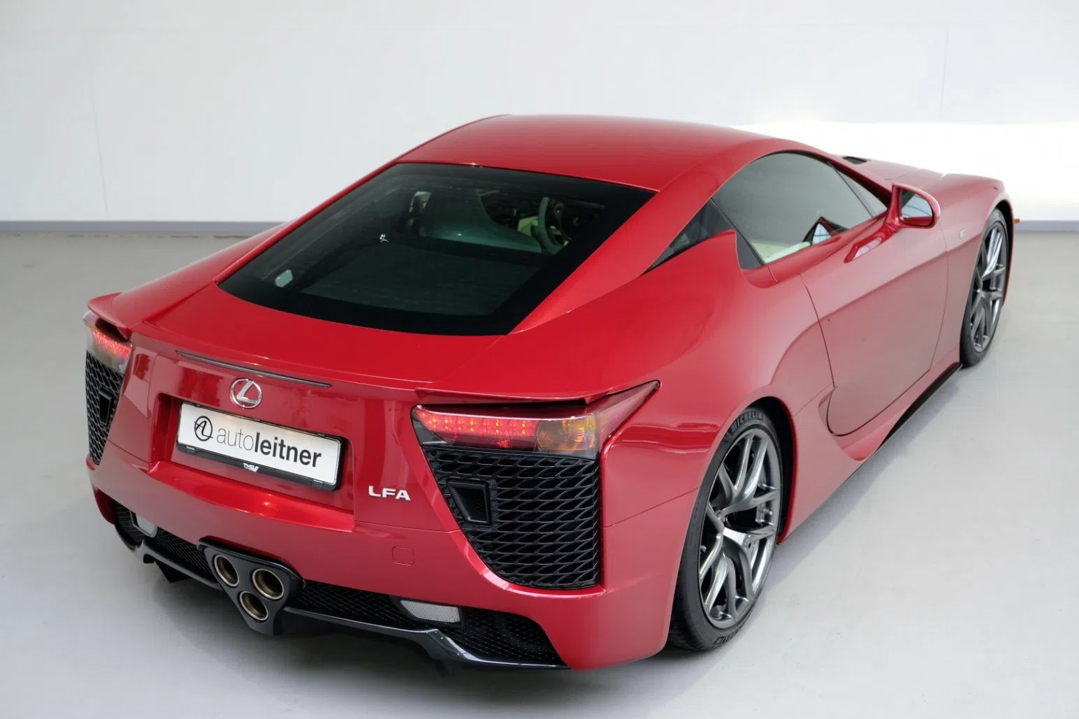 2014 Lexus LFA Special Paint Pearl Red metallic for sale, exterior, Special Paint 3S4 Pearl Red metallic