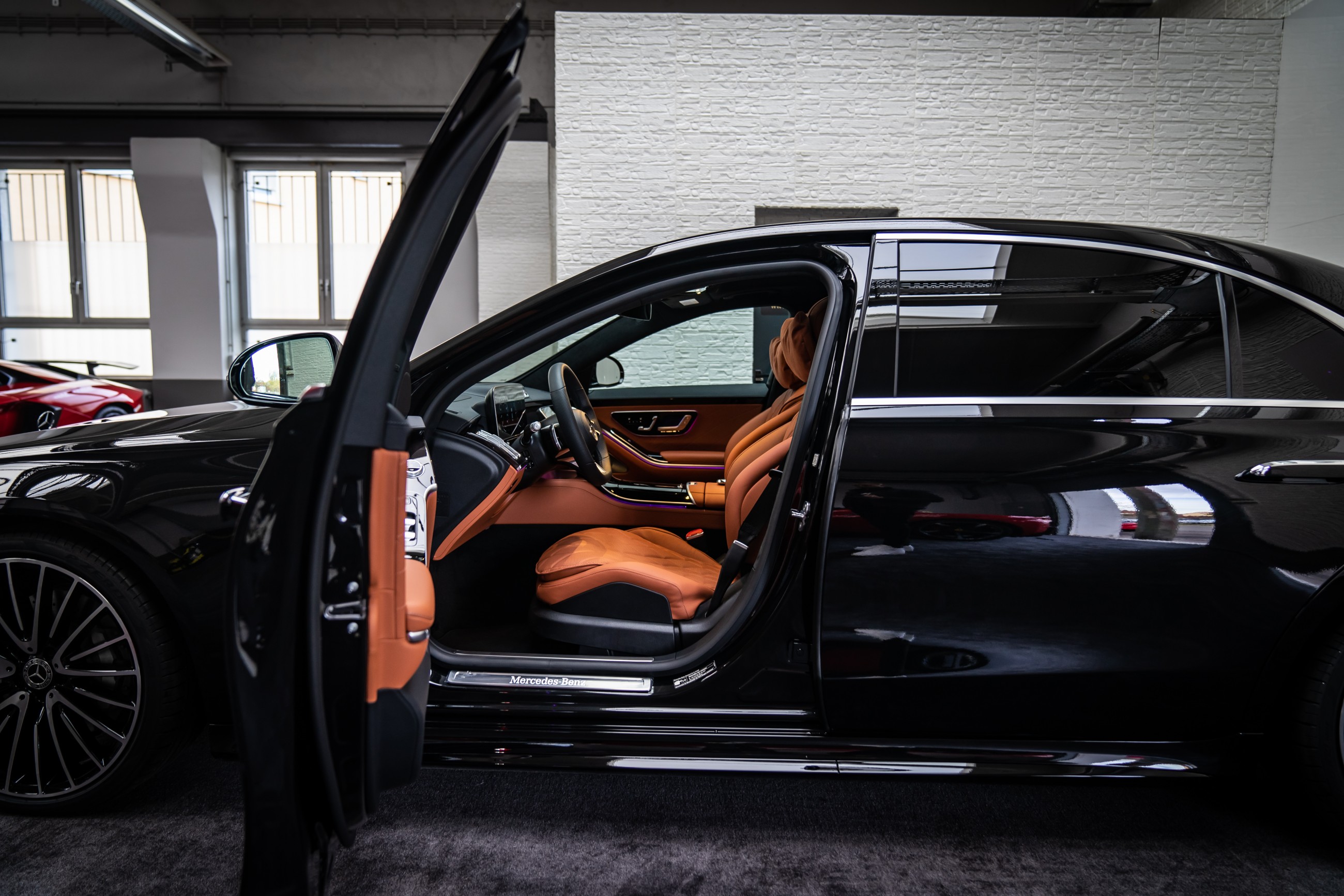 2021 Mercedes-Benz S 400 4M L, 2/16