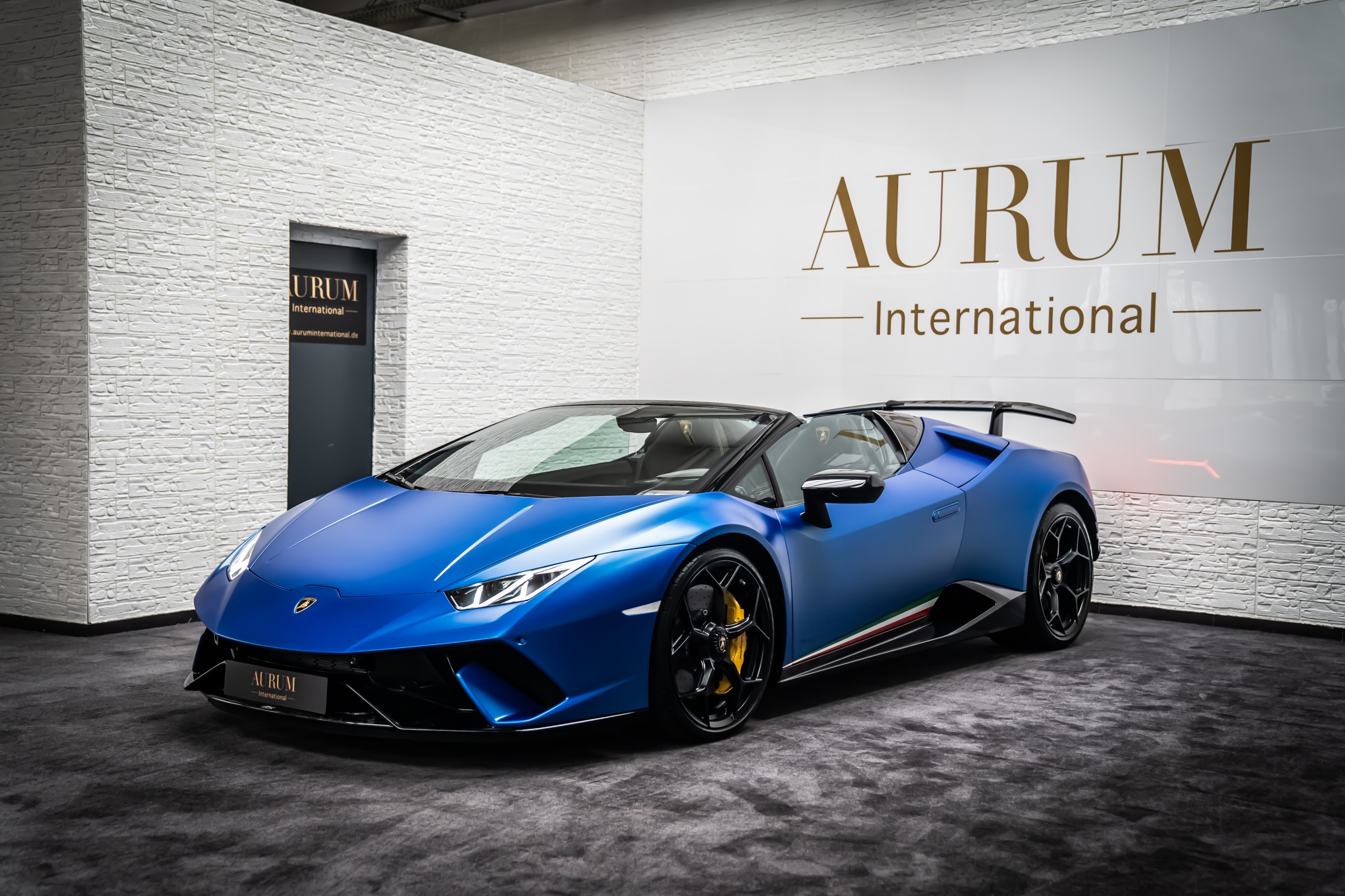 2019 LAMBORGHINI HURACAN PERFORMANTE SPYDER LP640-4, 2/20