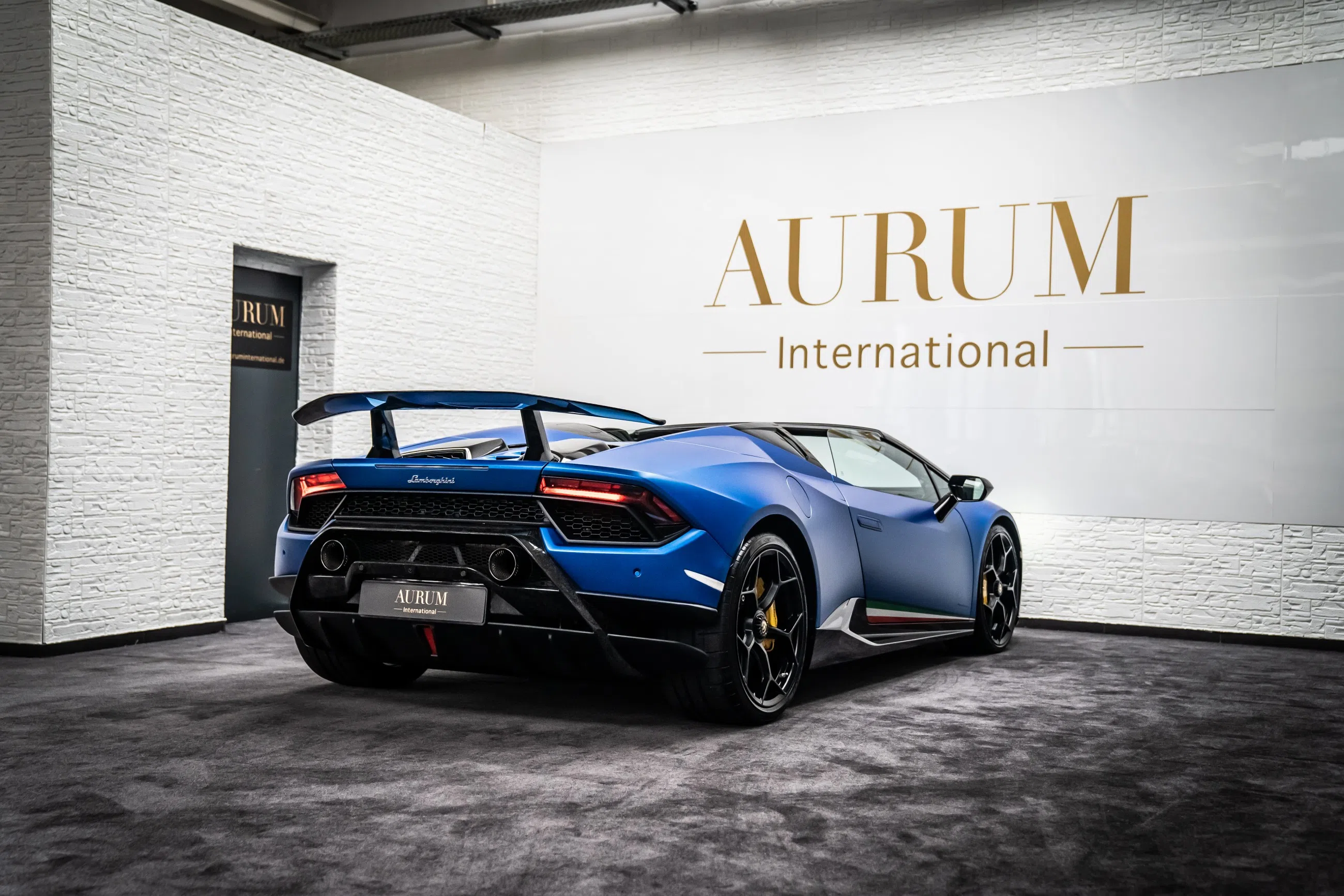 2019 Lamborghini Huracan Performante Spyder LP640-4, exterior