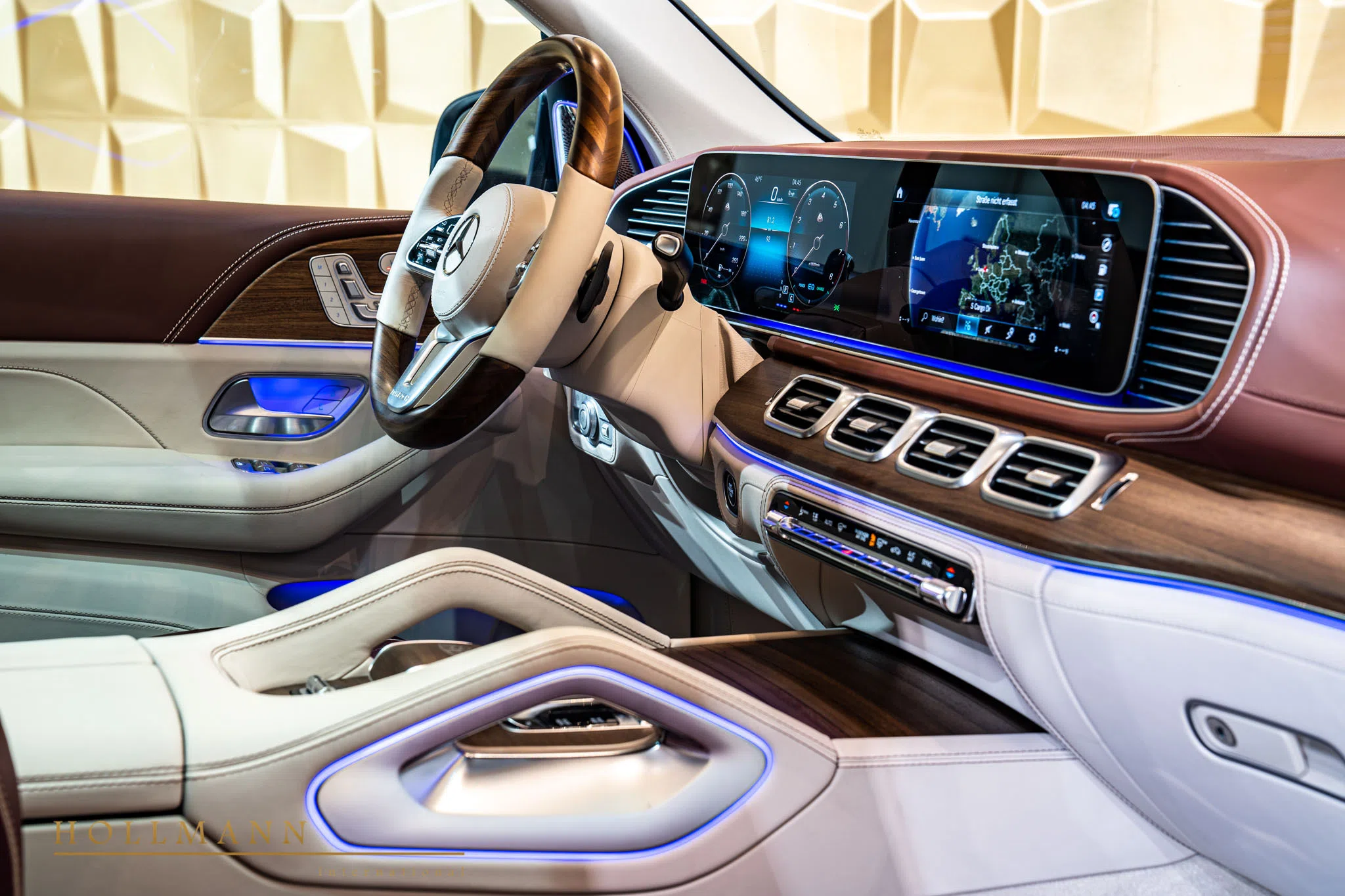 2021 Mercedes-Maybach GLS 600 interior, Brown / Beige