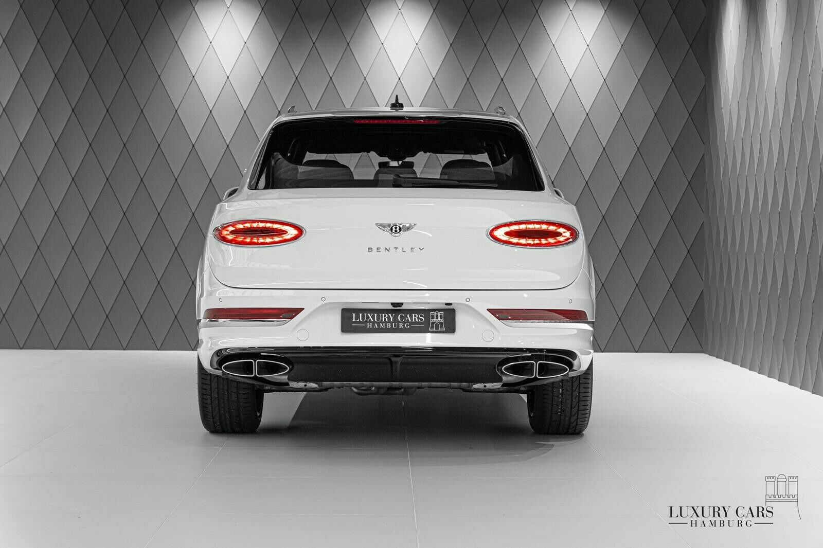 2021 Bentley Bentayga, 4/20