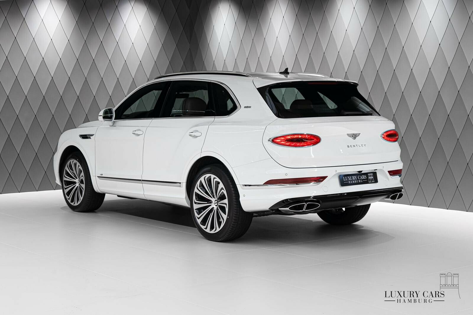 2021 Bentley Bentayga, 6/20