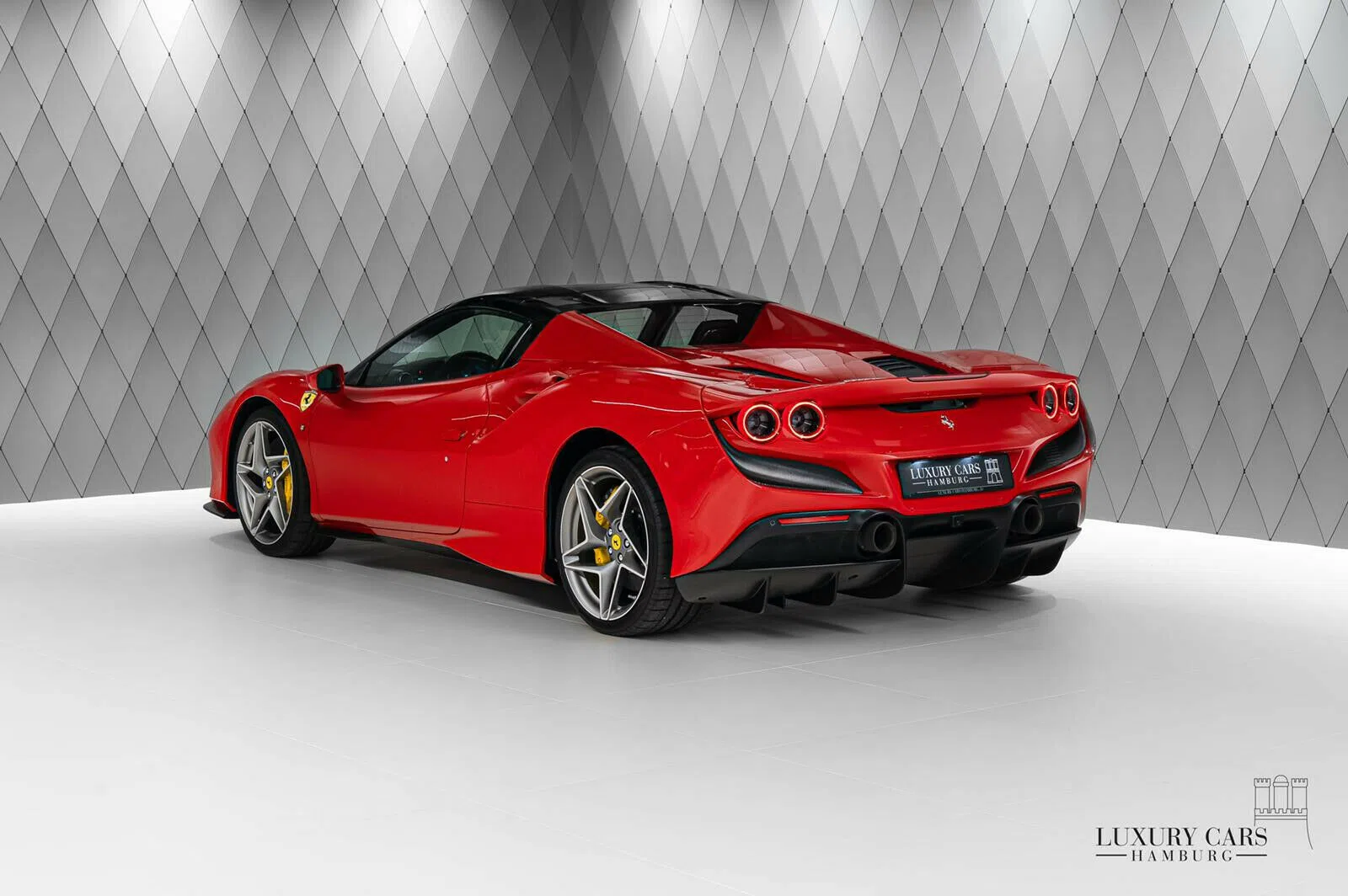 2021 Ferrari F8 Spider for sale, exterior, Red