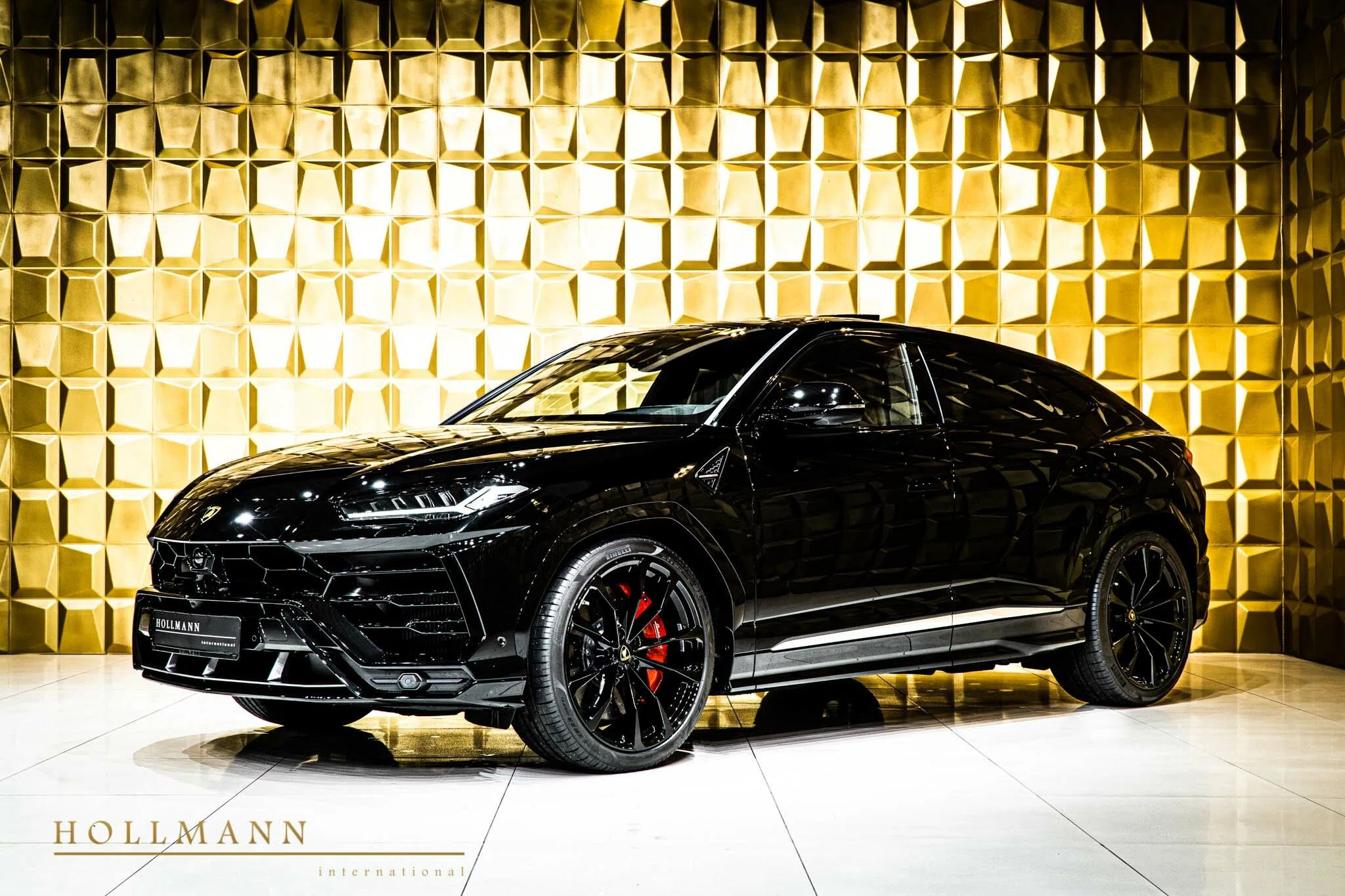 2021 Lamborghini Urus for sale, exterior, Nero Helene